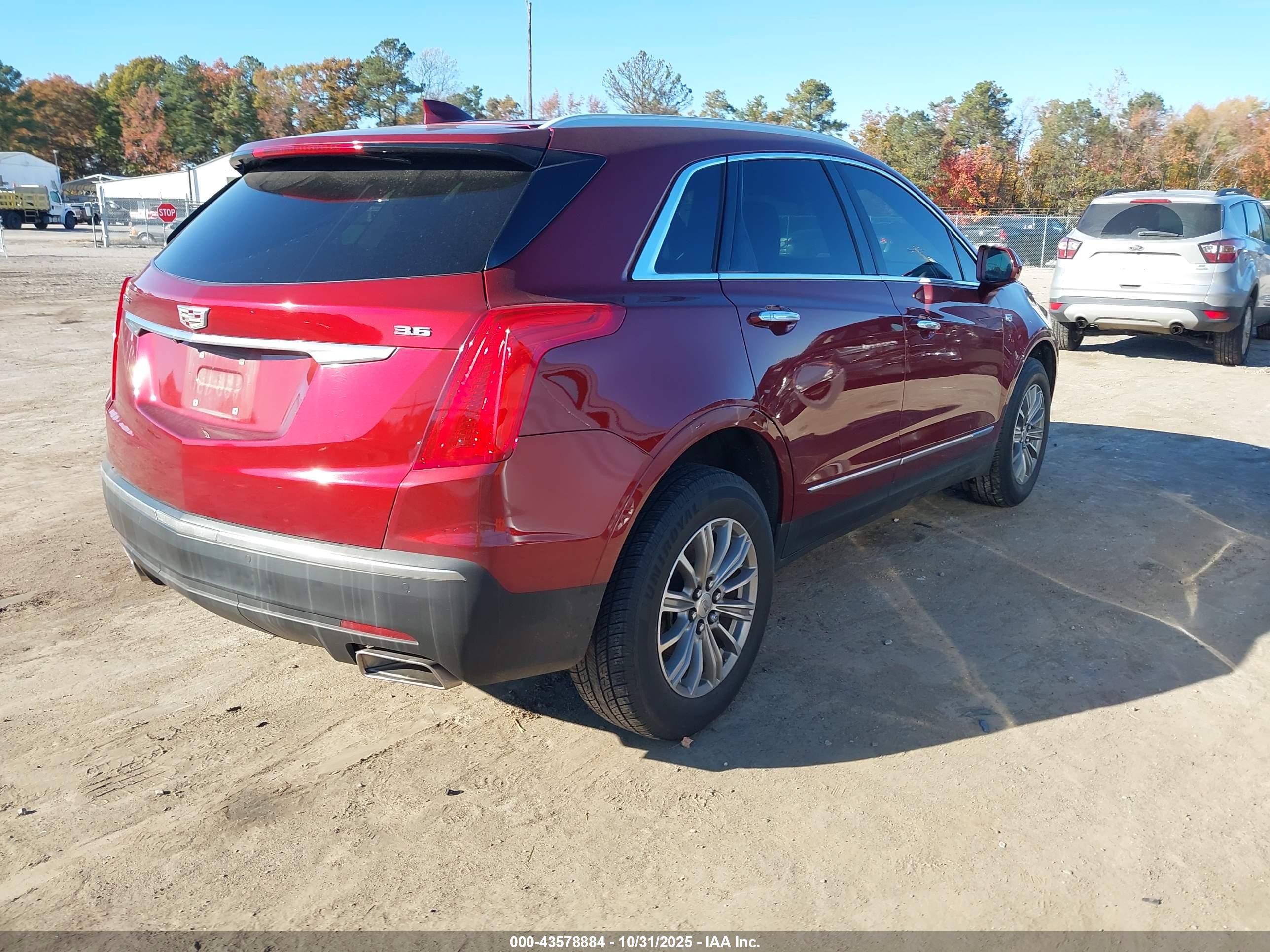 CADILLAC XT5 image 4
