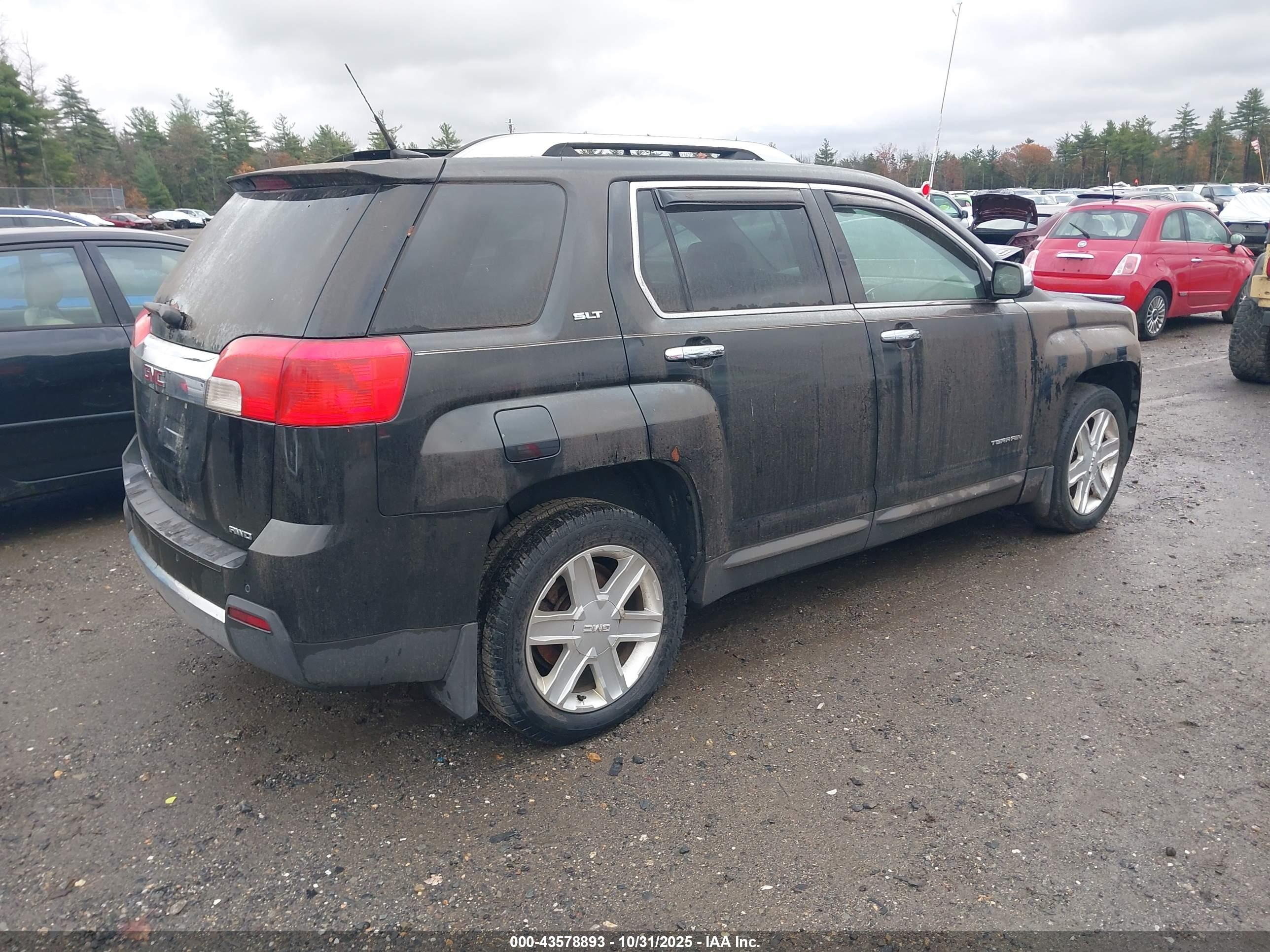 GMC TERRAIN image 4