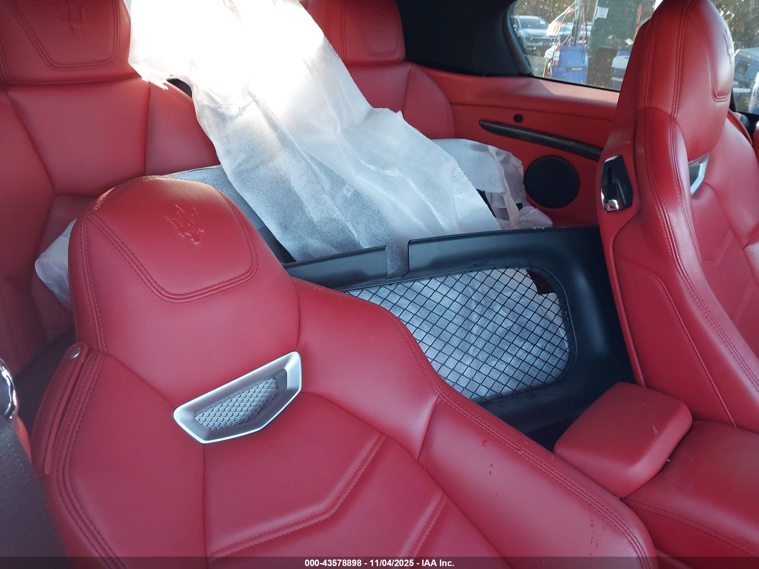 MASERATI GRANTURISMO image 8