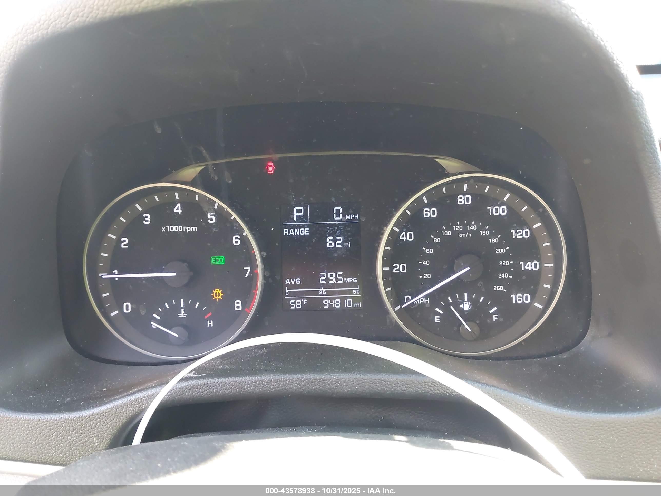 HYUNDAI ELANTRA image 7
