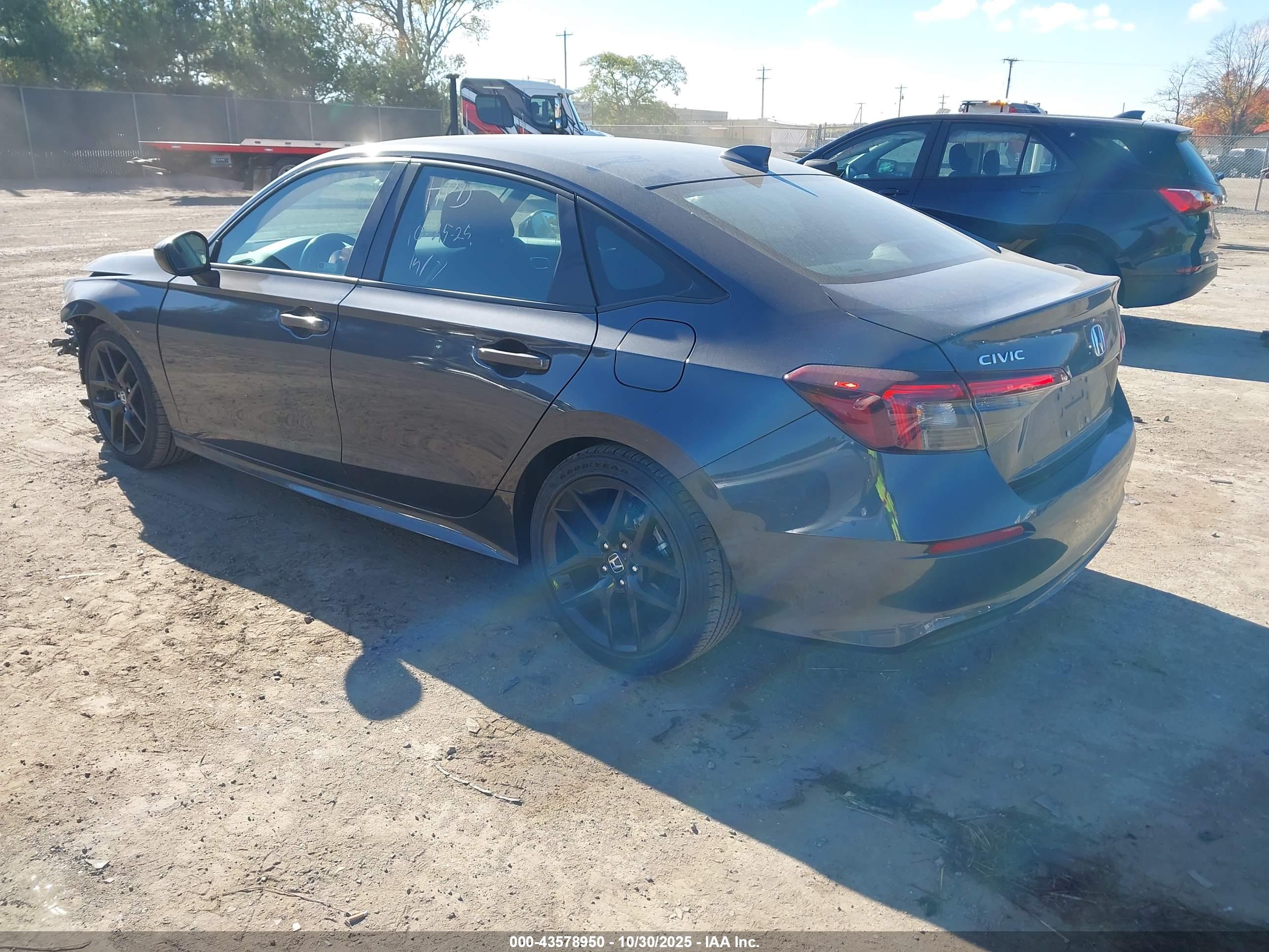 HONDA CIVIC image 3