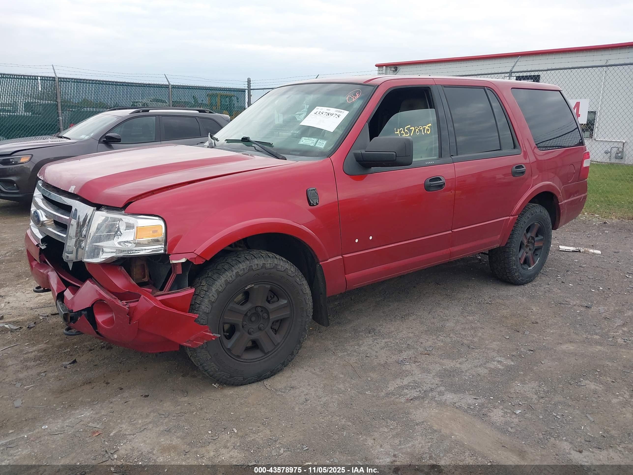 FORD EXPEDITION image 2