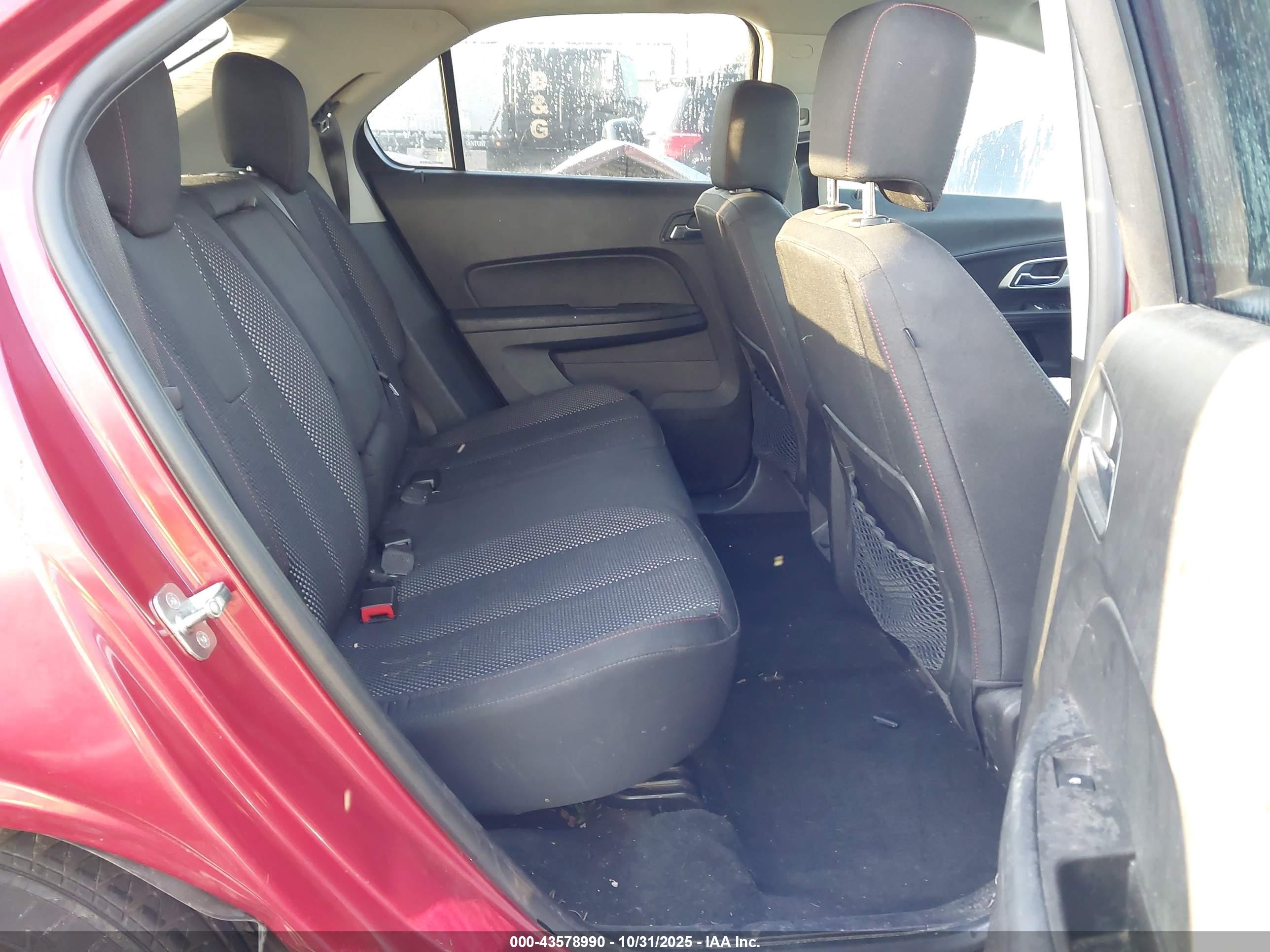 CHEVROLET EQUINOX image 8