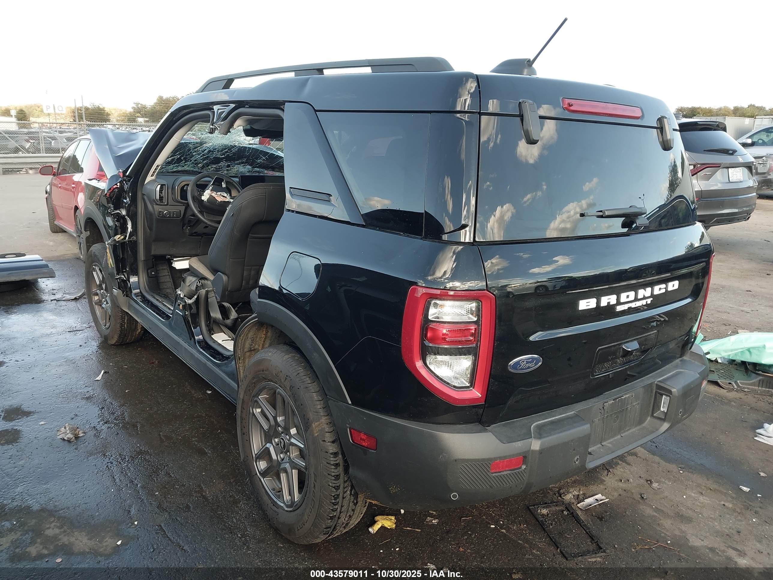 FORD BRONCO image 3