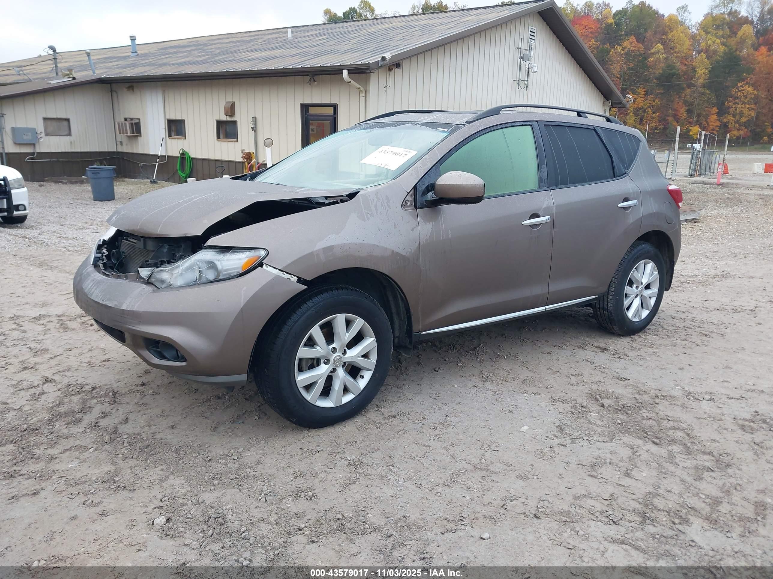 NISSAN MURANO image 2