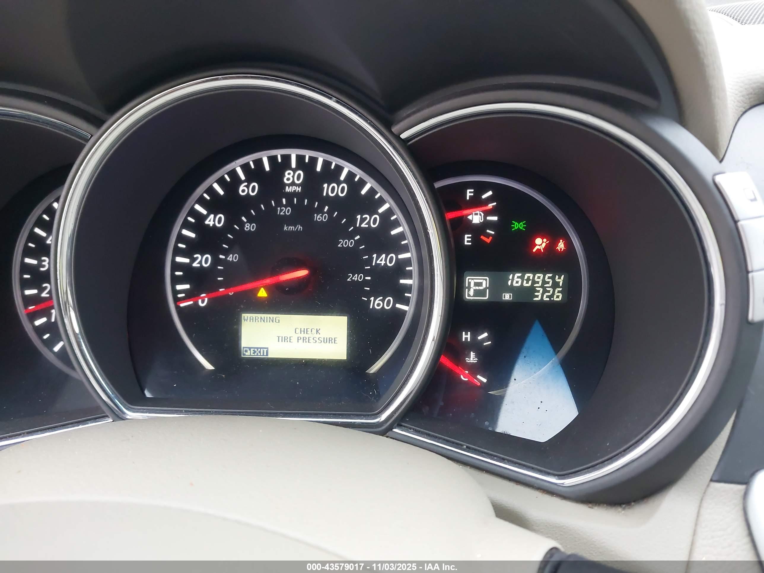 NISSAN MURANO image 7