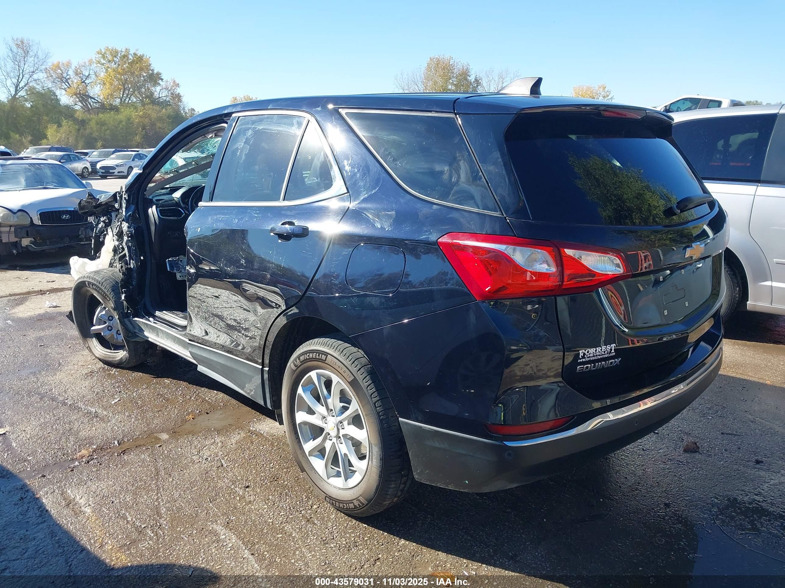 CHEVROLET EQUINOX image 3