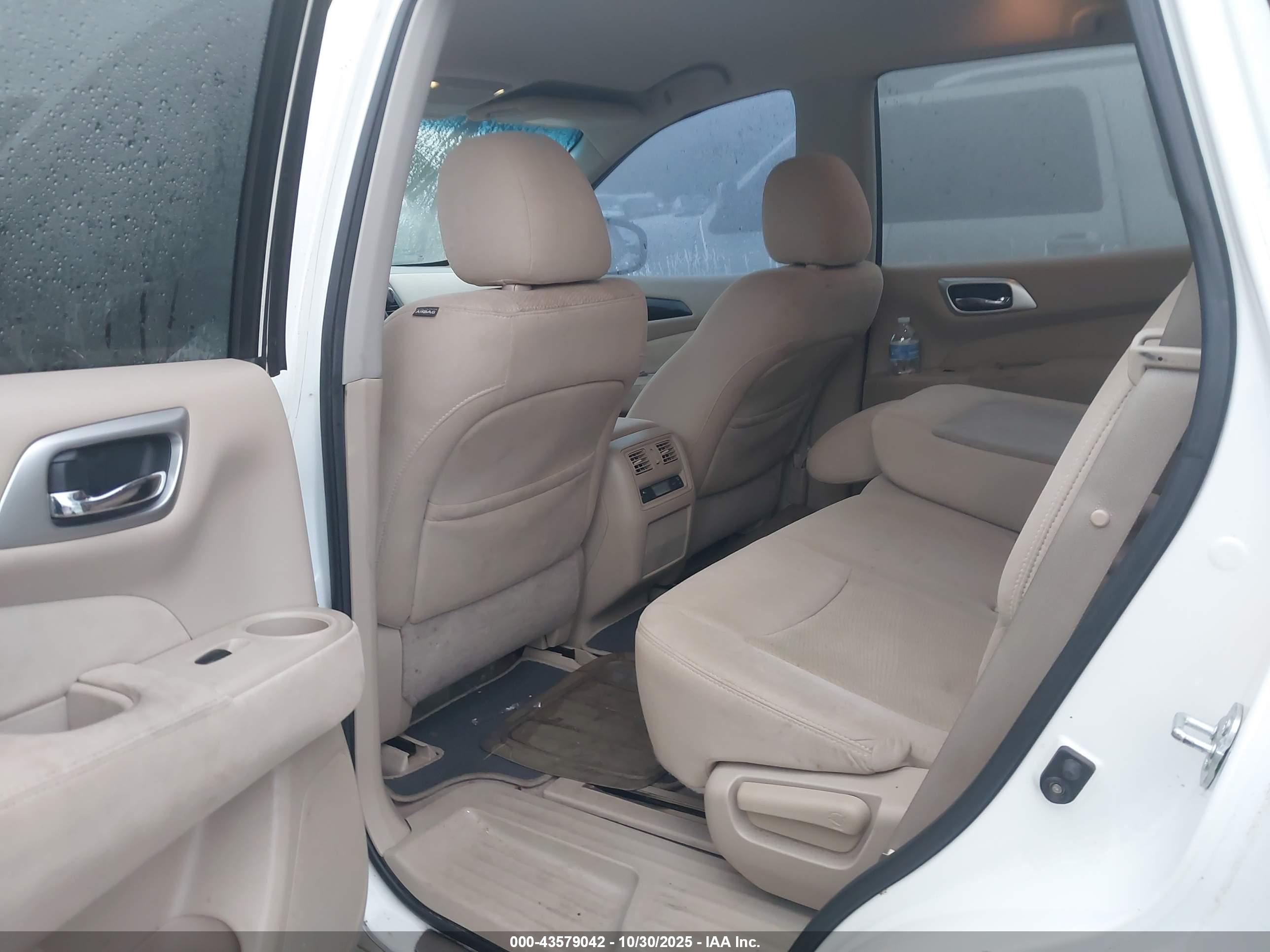 NISSAN PATHFINDER image 8