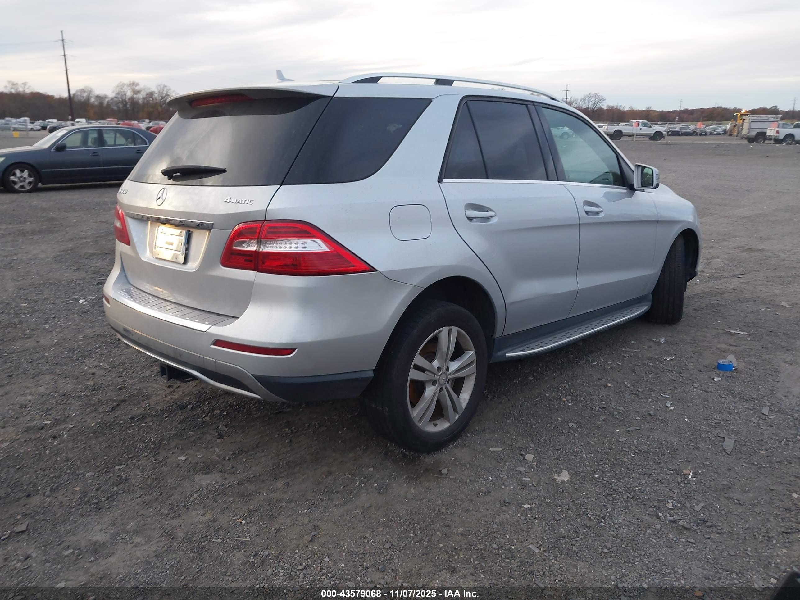 MERCEDES-BENZ ML image 4