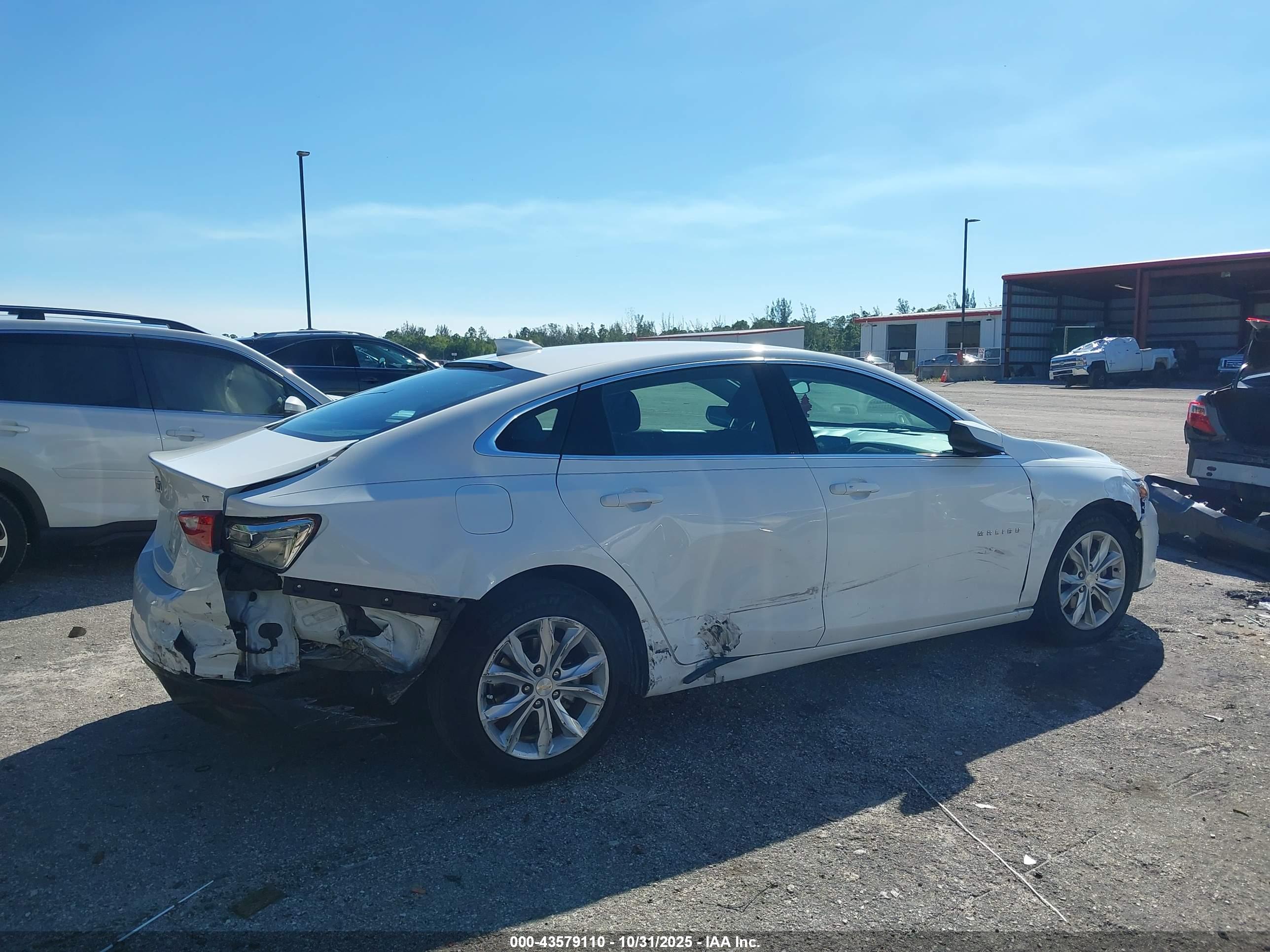 CHEVROLET MALIBU image 6