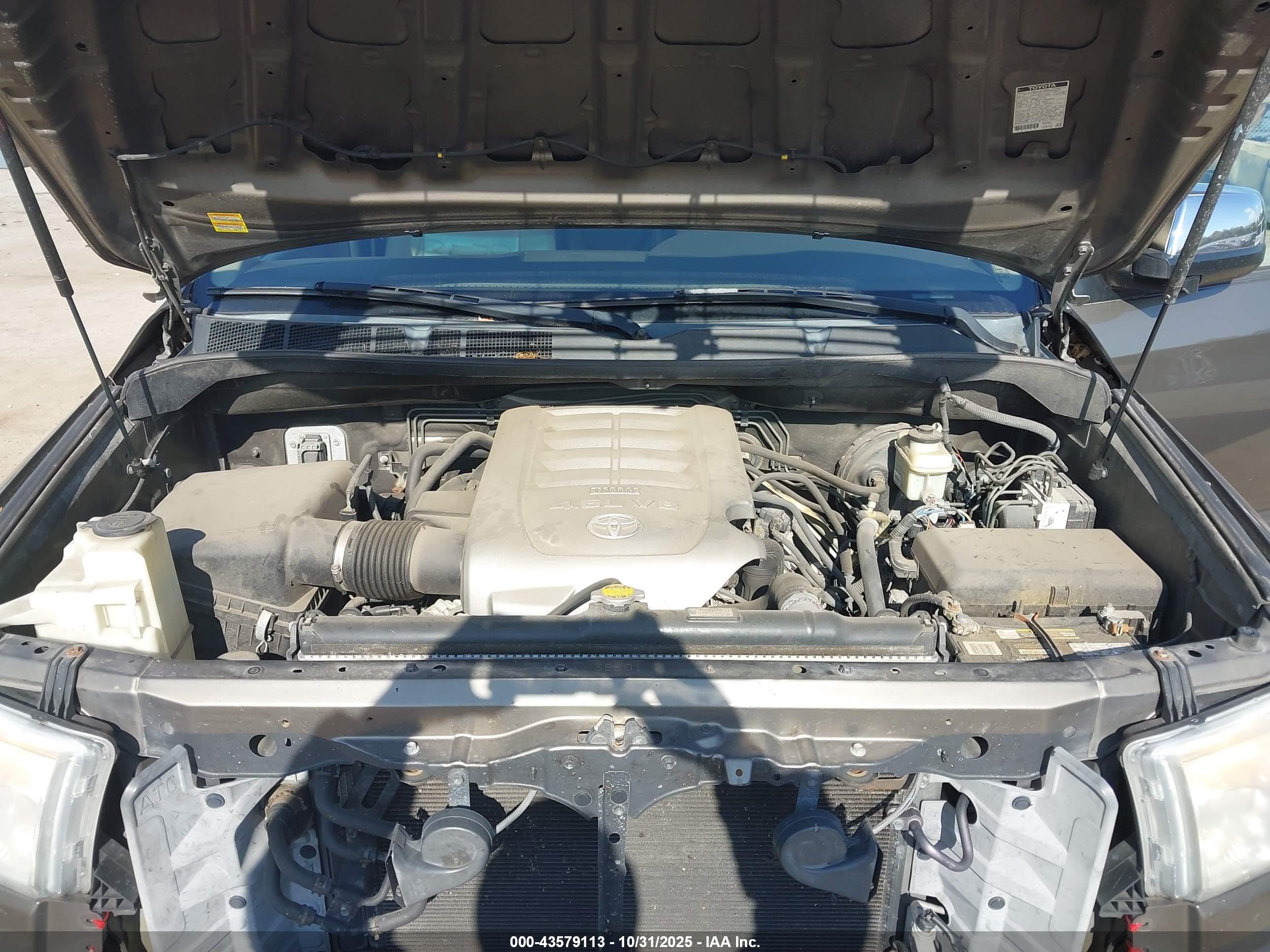 TOYOTA TUNDRA image 10