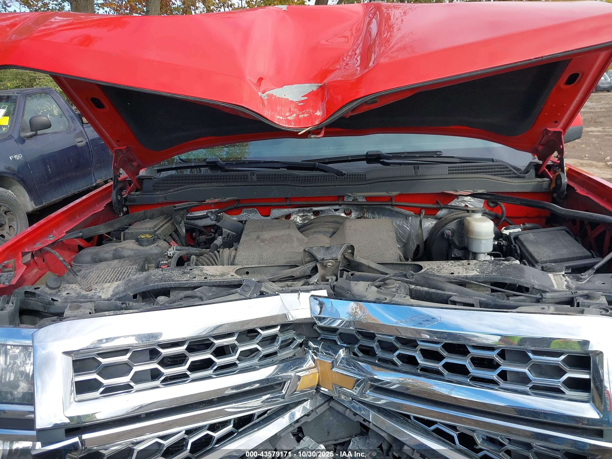 CHEVROLET SILVERADO image 10