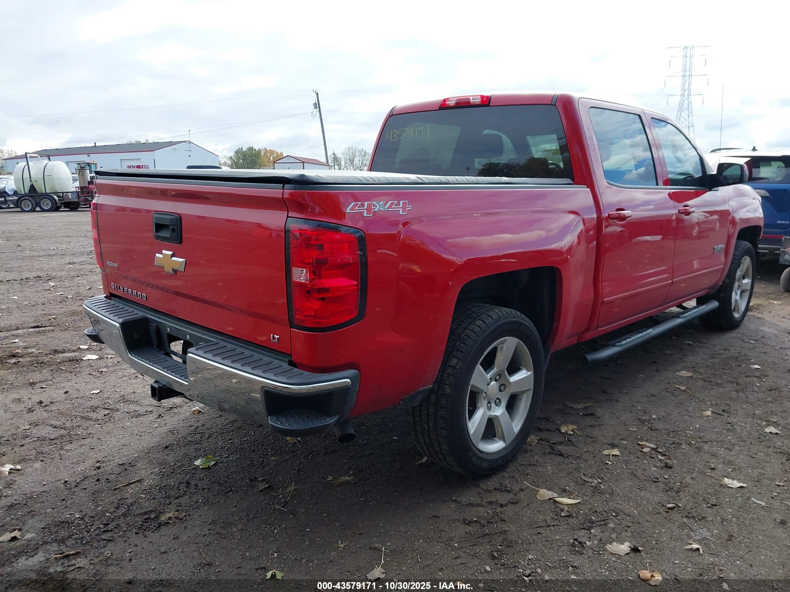 CHEVROLET SILVERADO image 4