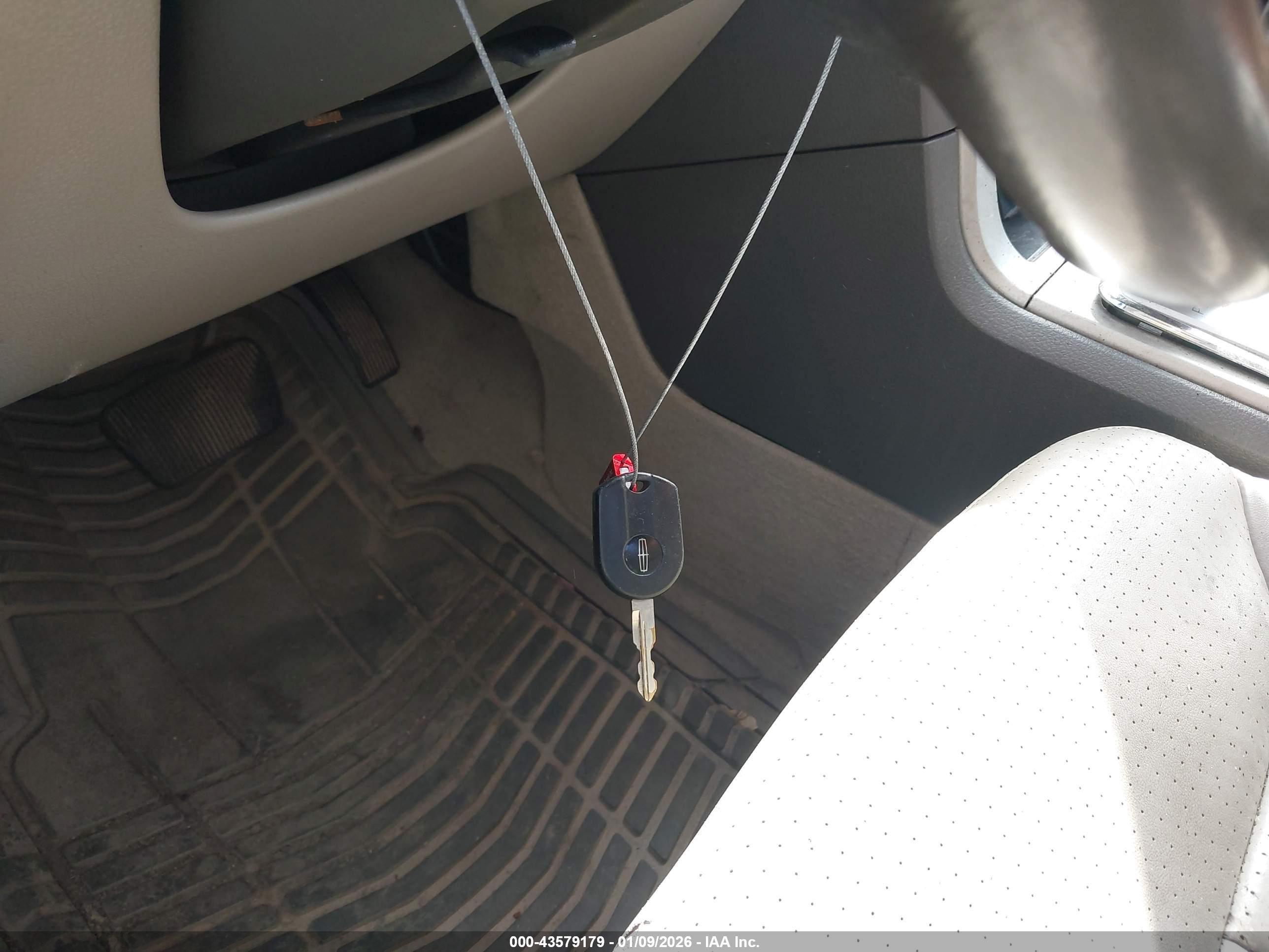 LINCOLN MKX image 11