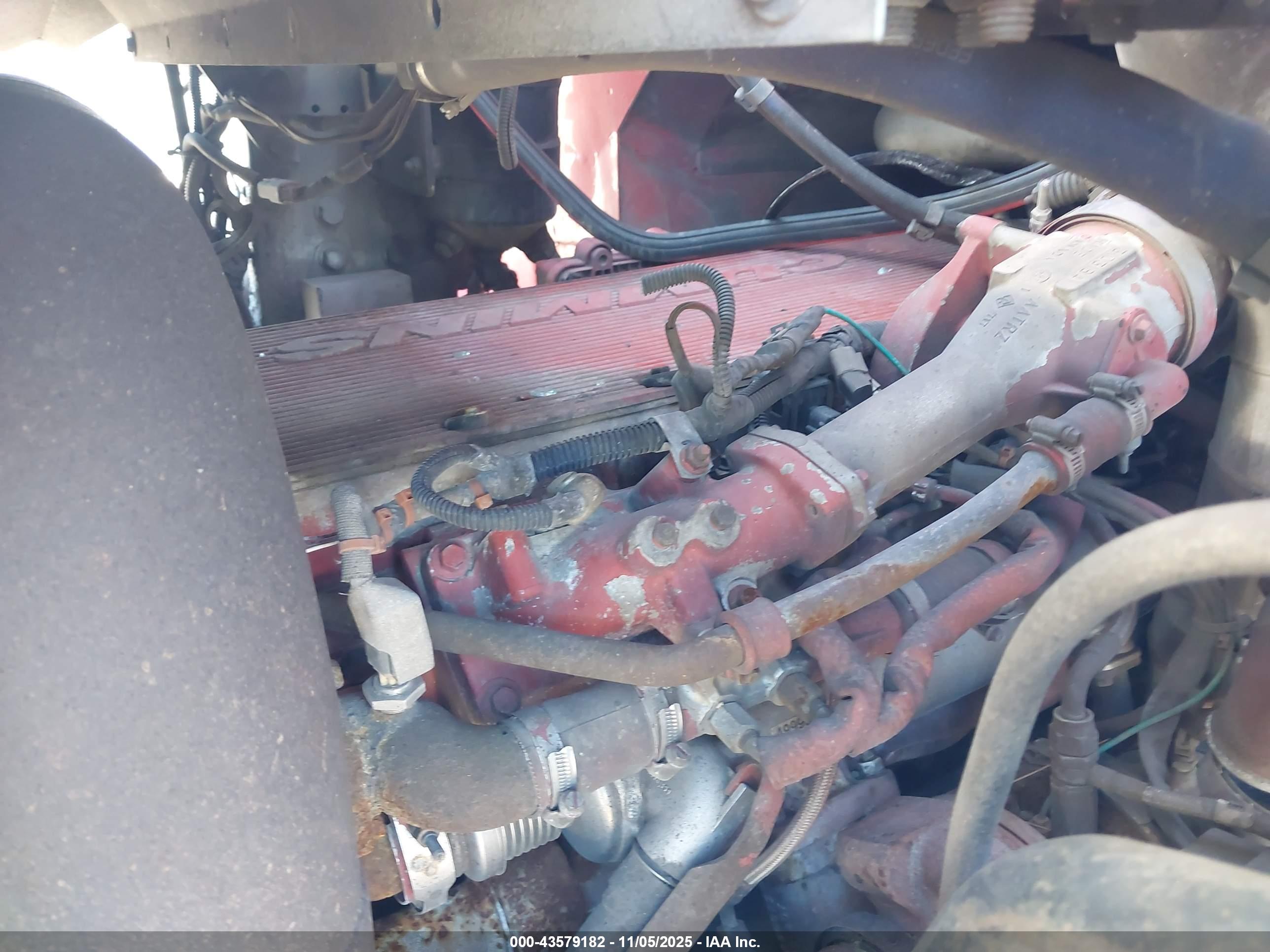 AUTOCAR LLC image 10