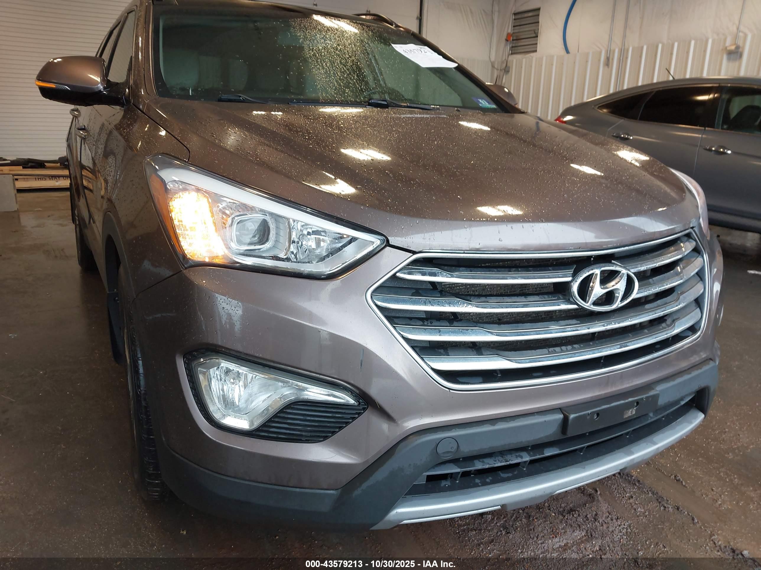 HYUNDAI SANTA image 6