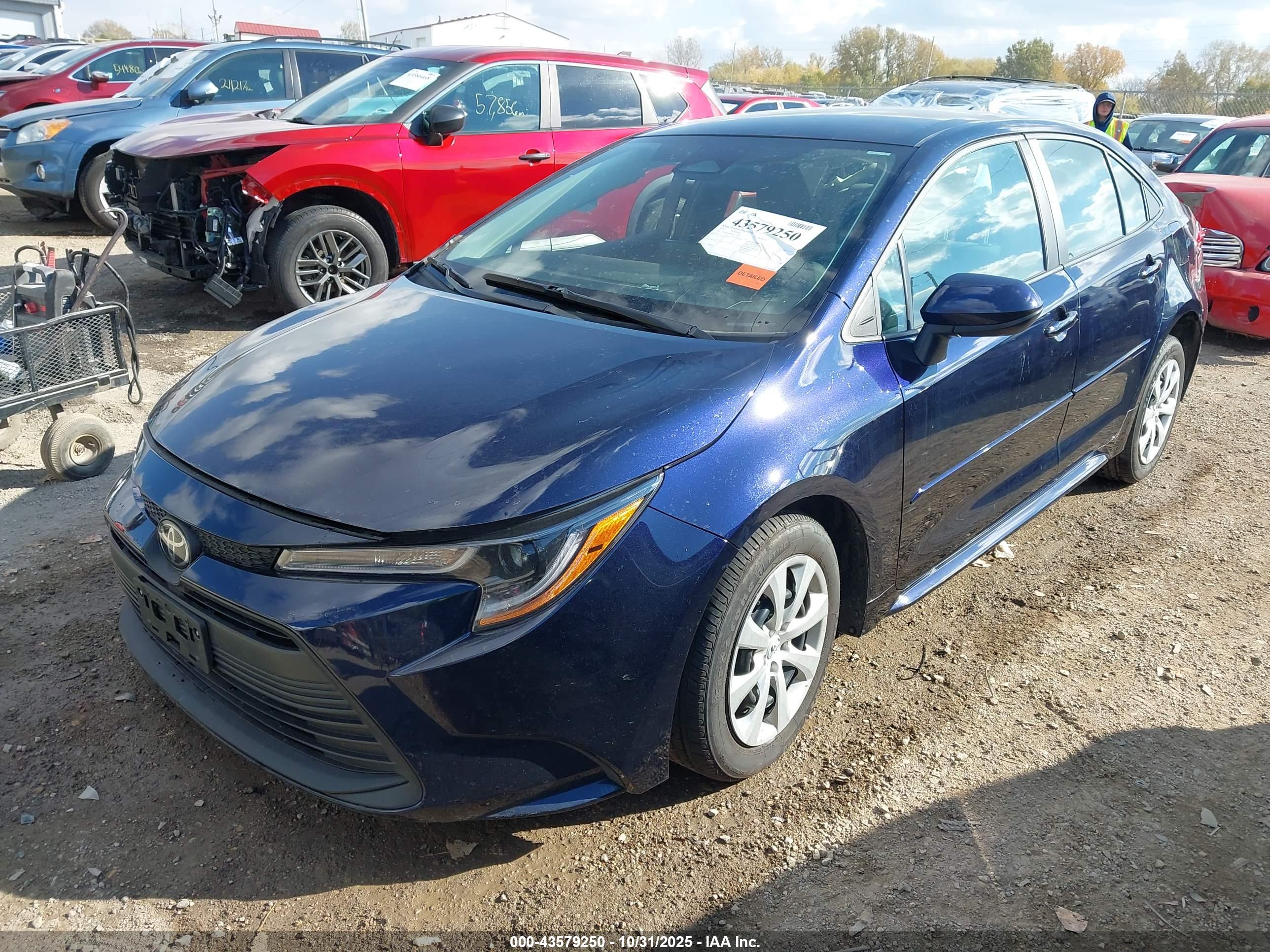 TOYOTA COROLLA image 2