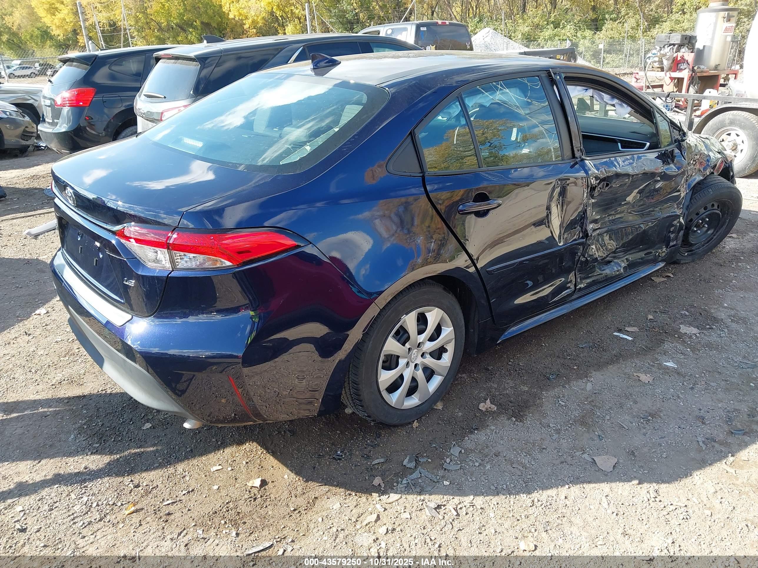 TOYOTA COROLLA image 4