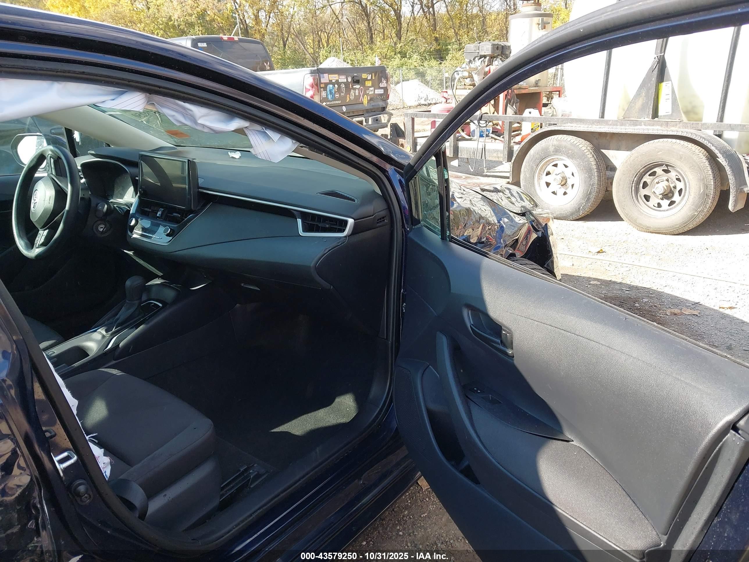 TOYOTA COROLLA image 5