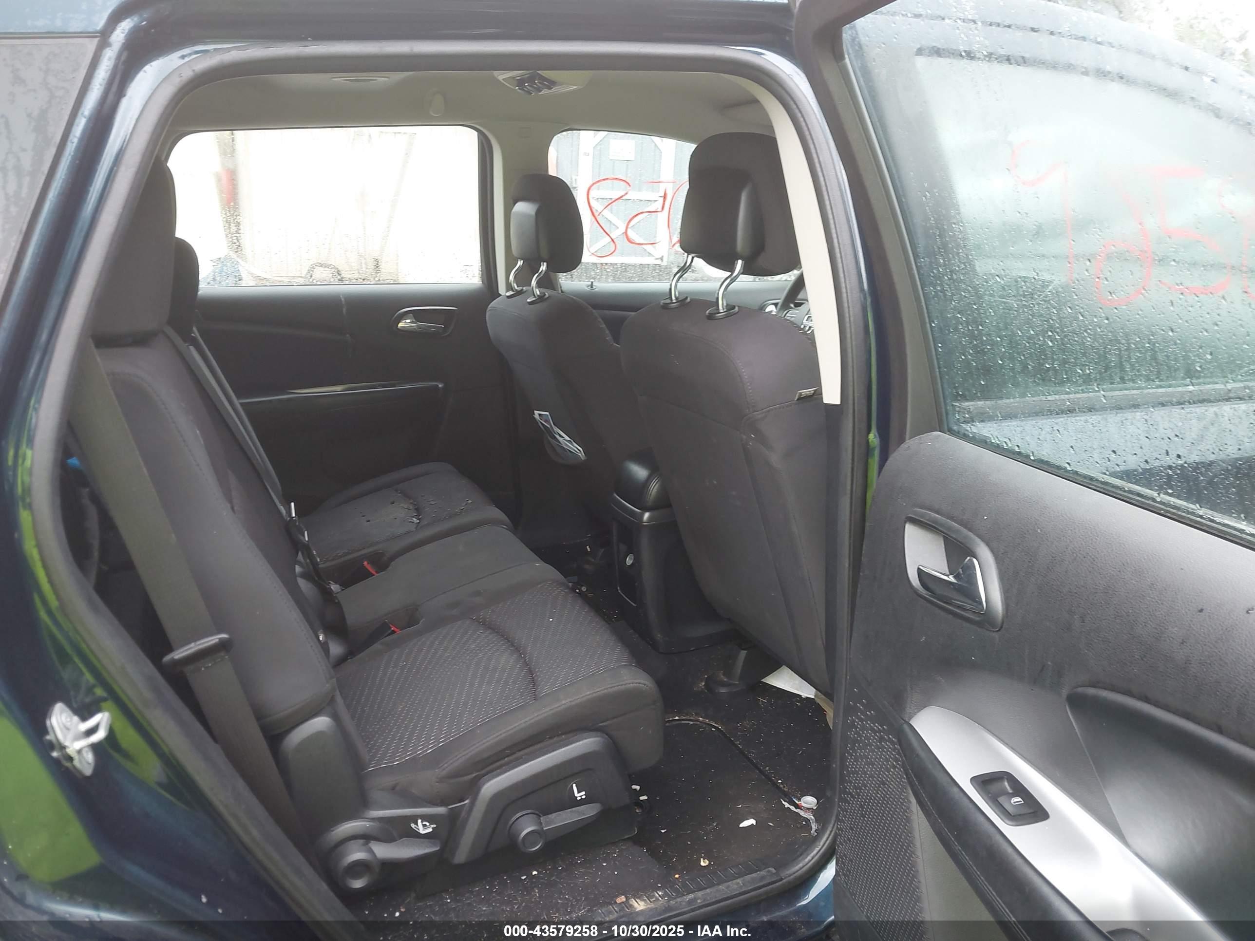 DODGE JOURNEY image 8