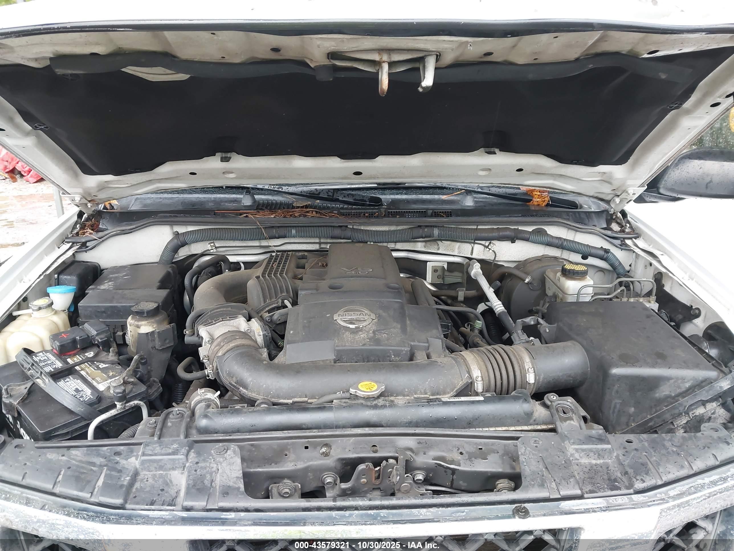 NISSAN FRONTIER image 10