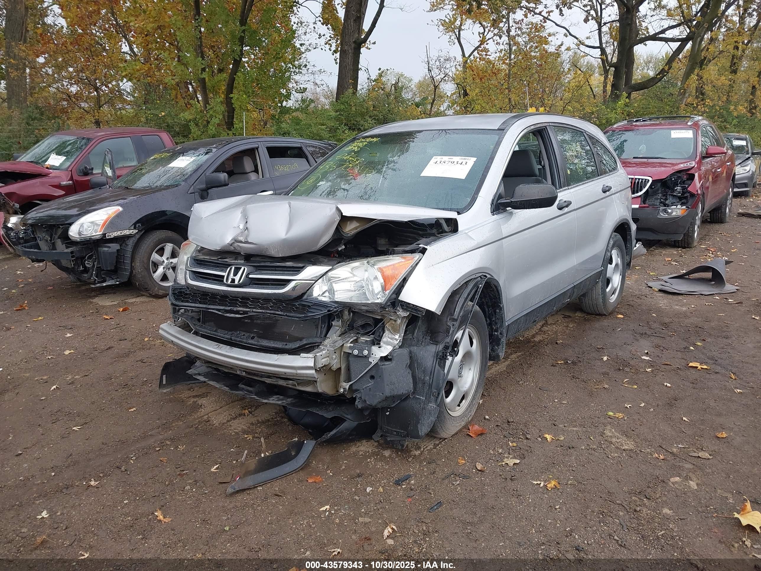 HONDA CR-V image 2