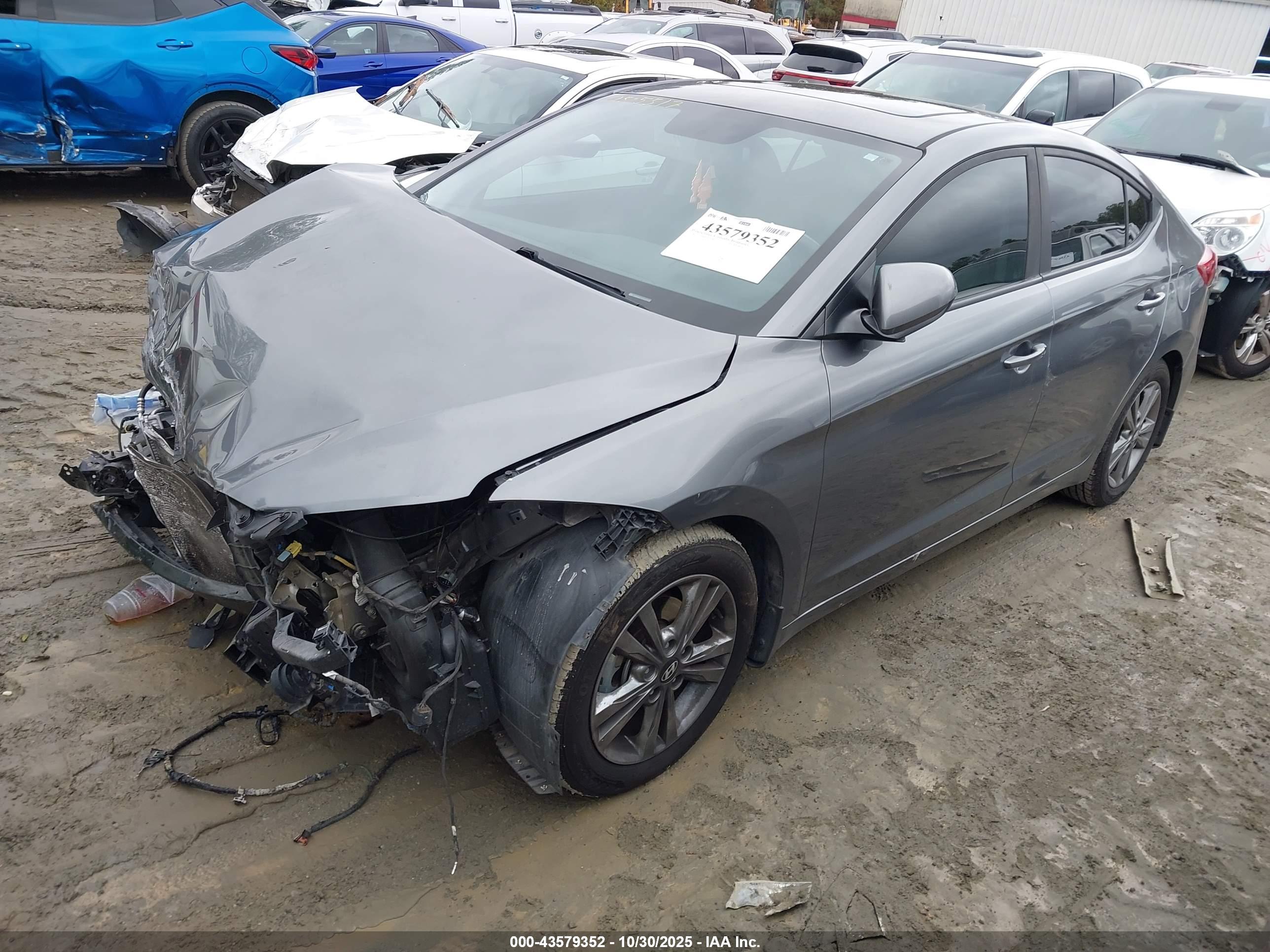 HYUNDAI ELANTRA image 2