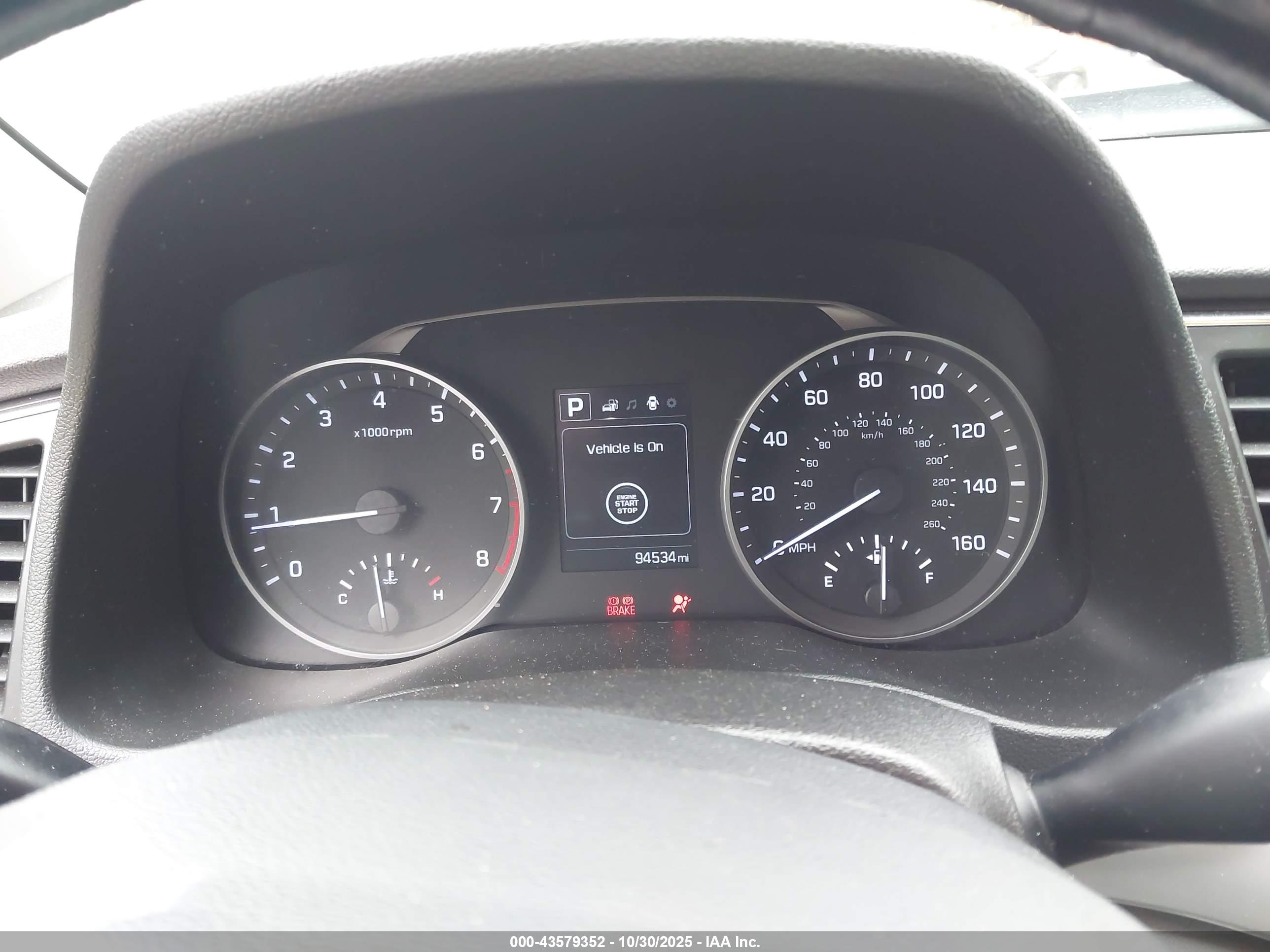 HYUNDAI ELANTRA image 7