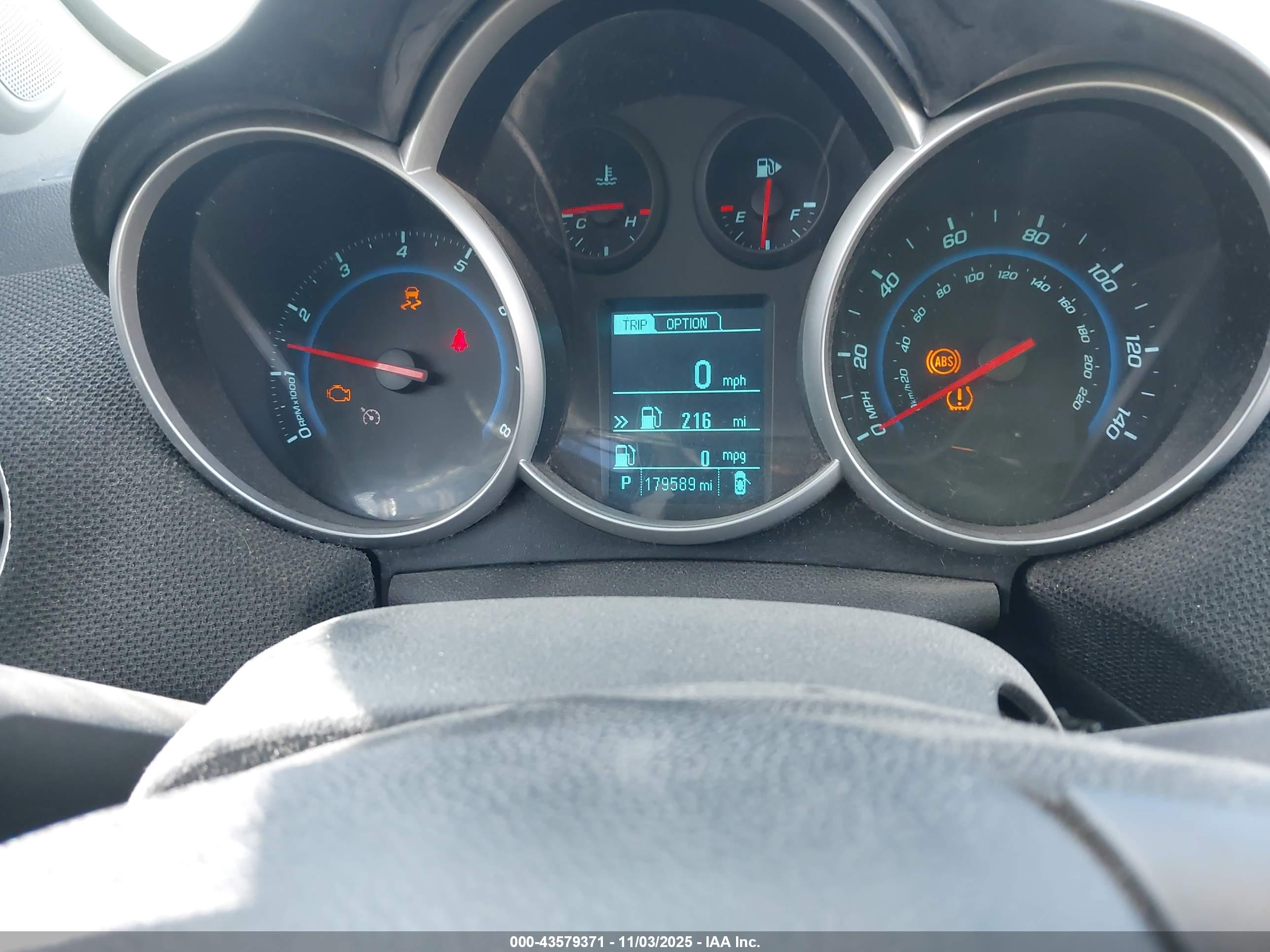 CHEVROLET CRUZE image 7