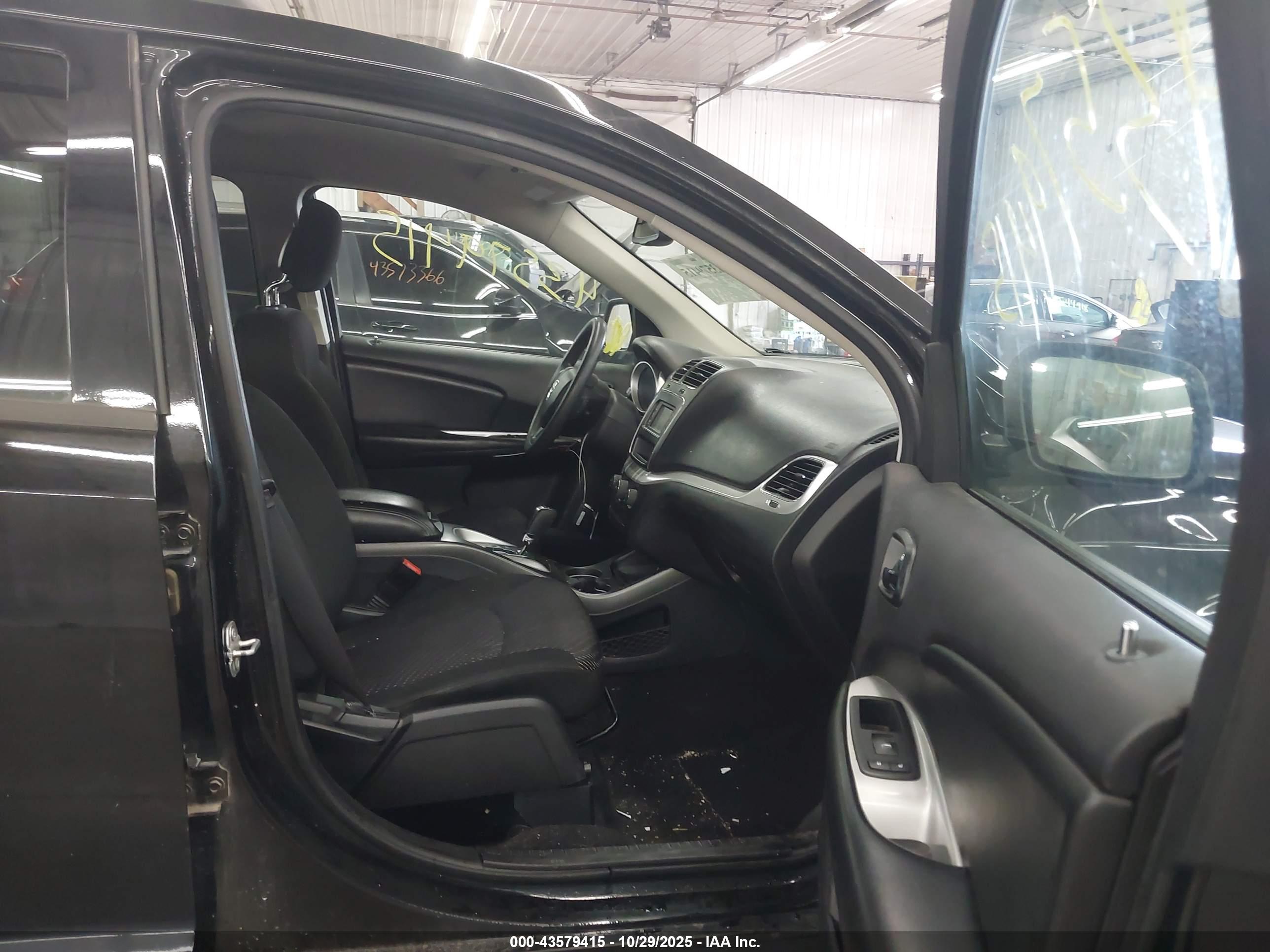 DODGE JOURNEY image 5