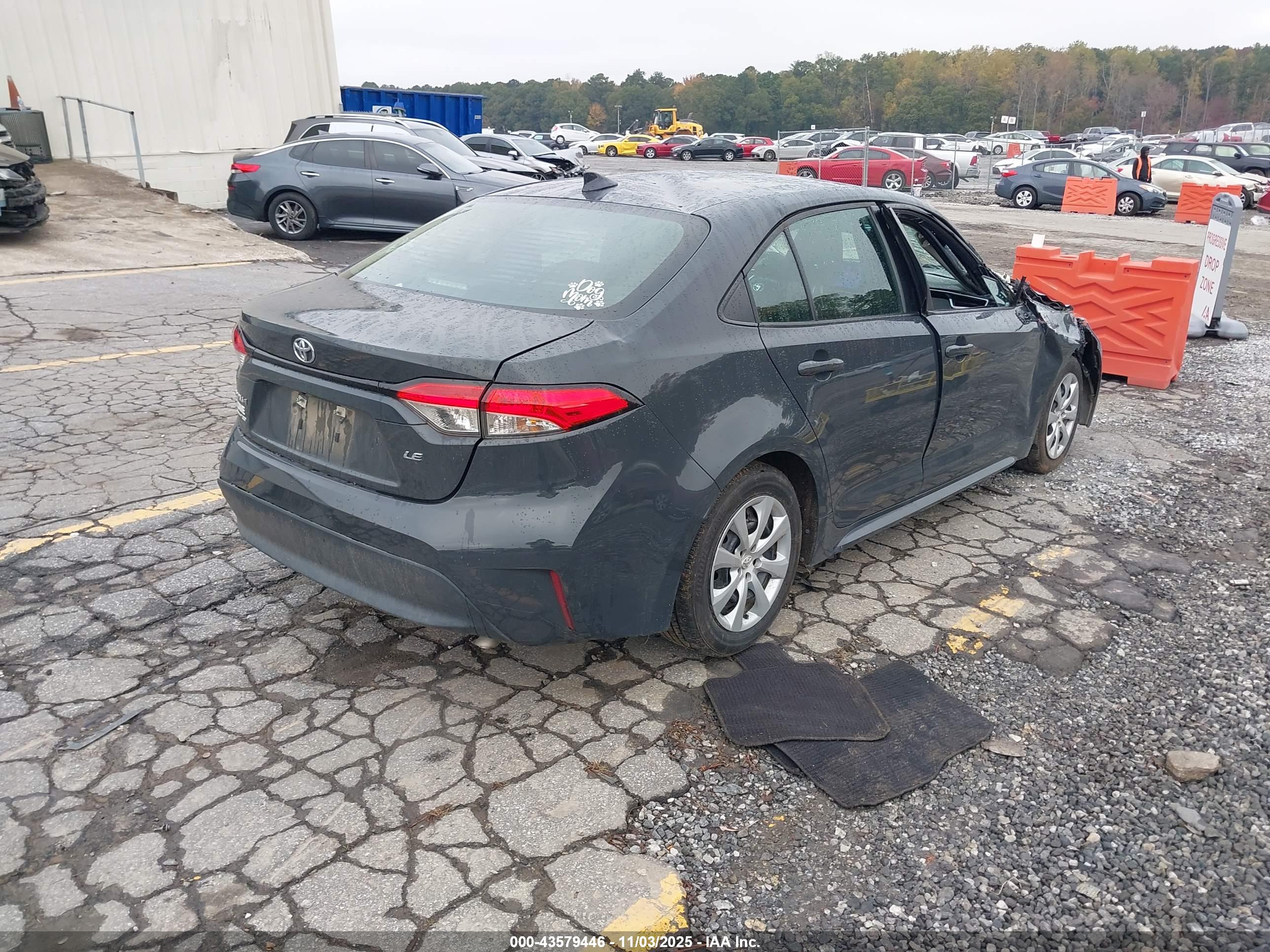 TOYOTA COROLLA image 4