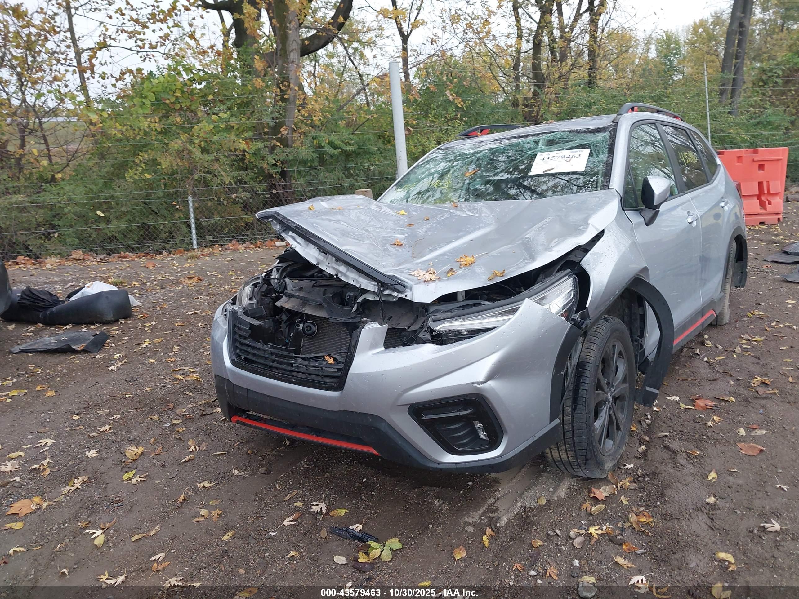 SUBARU FORESTER image 2
