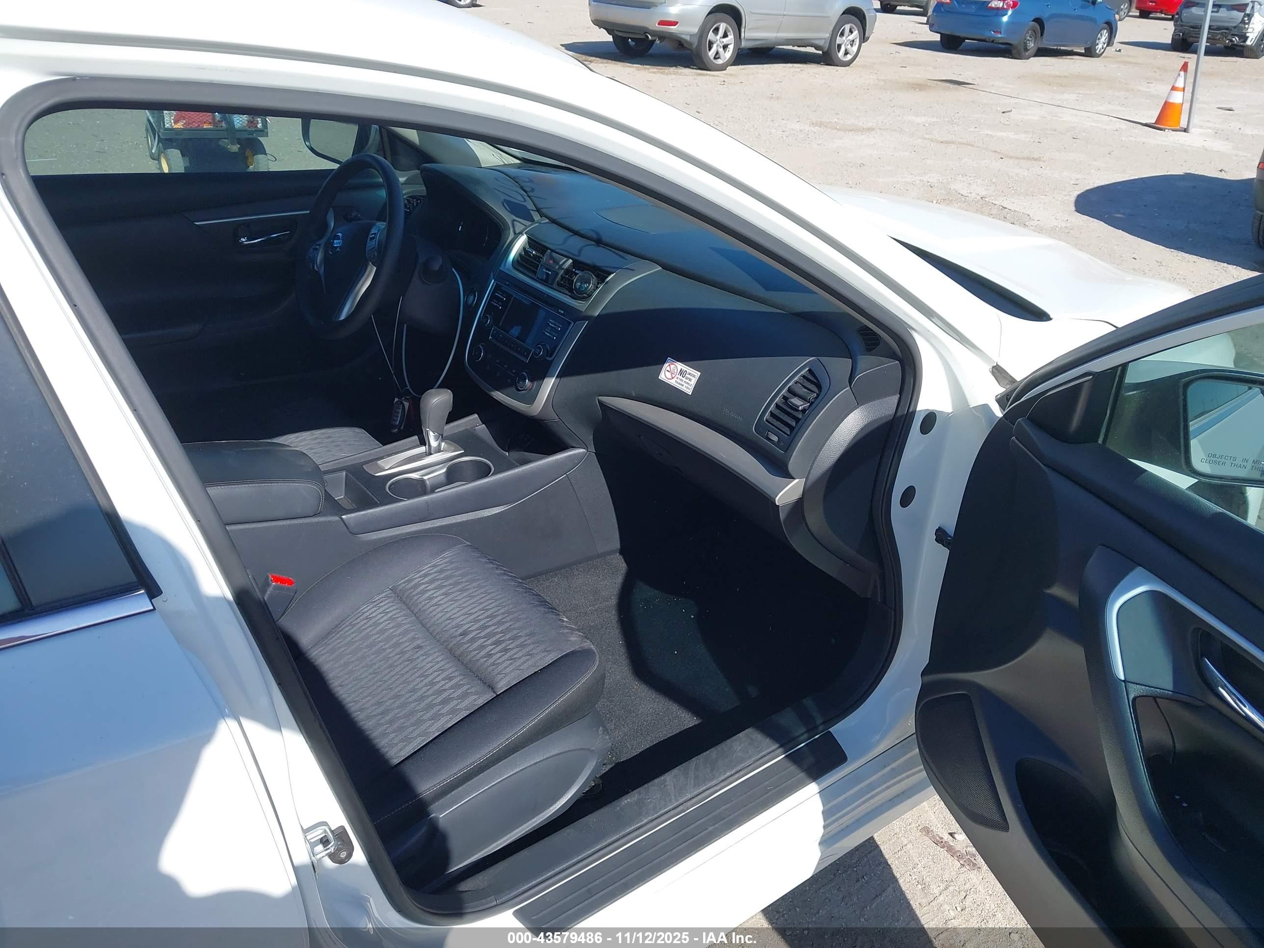 NISSAN ALTIMA image 5