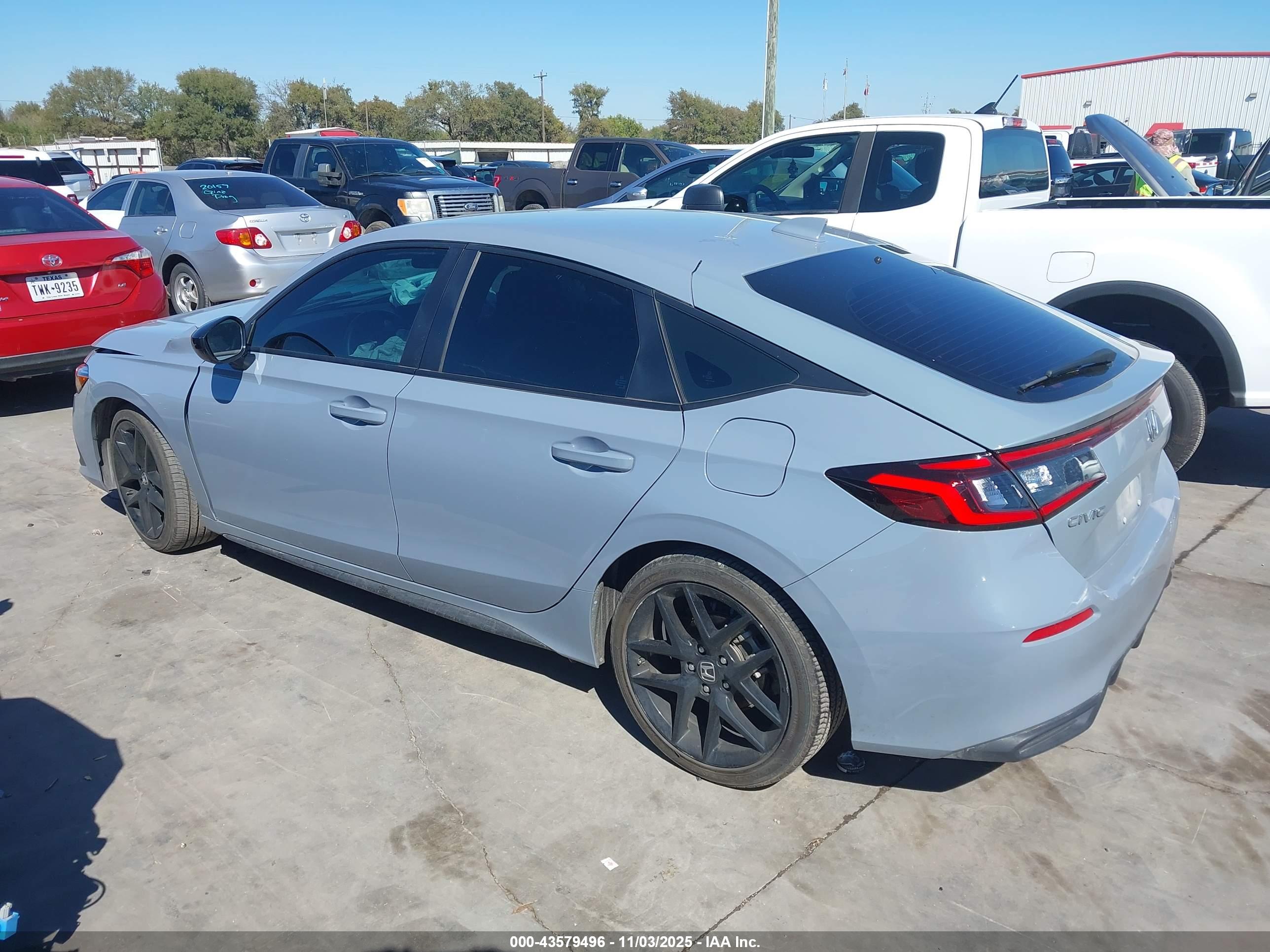 HONDA CIVIC image 3