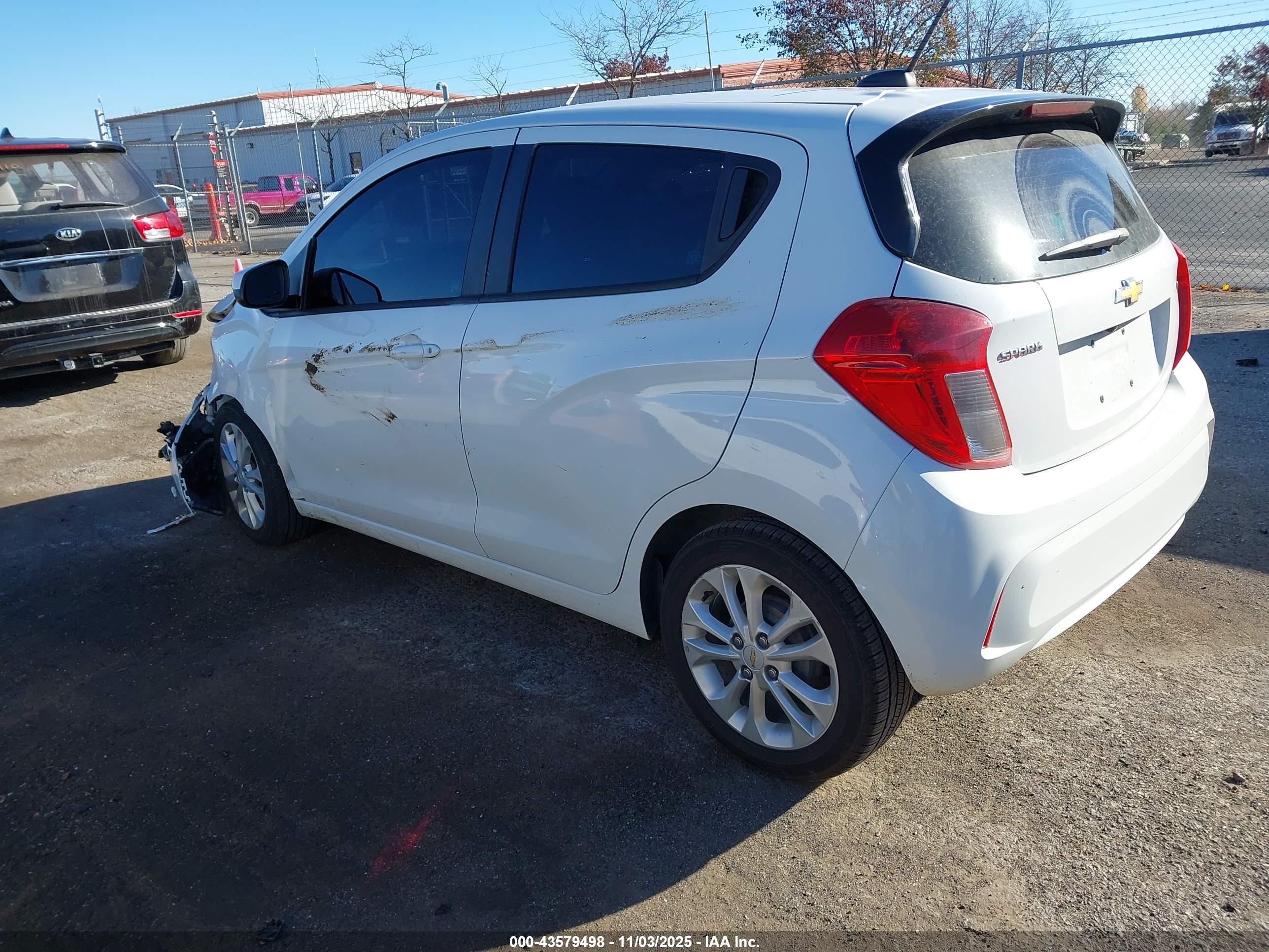 CHEVROLET SPARK image 3
