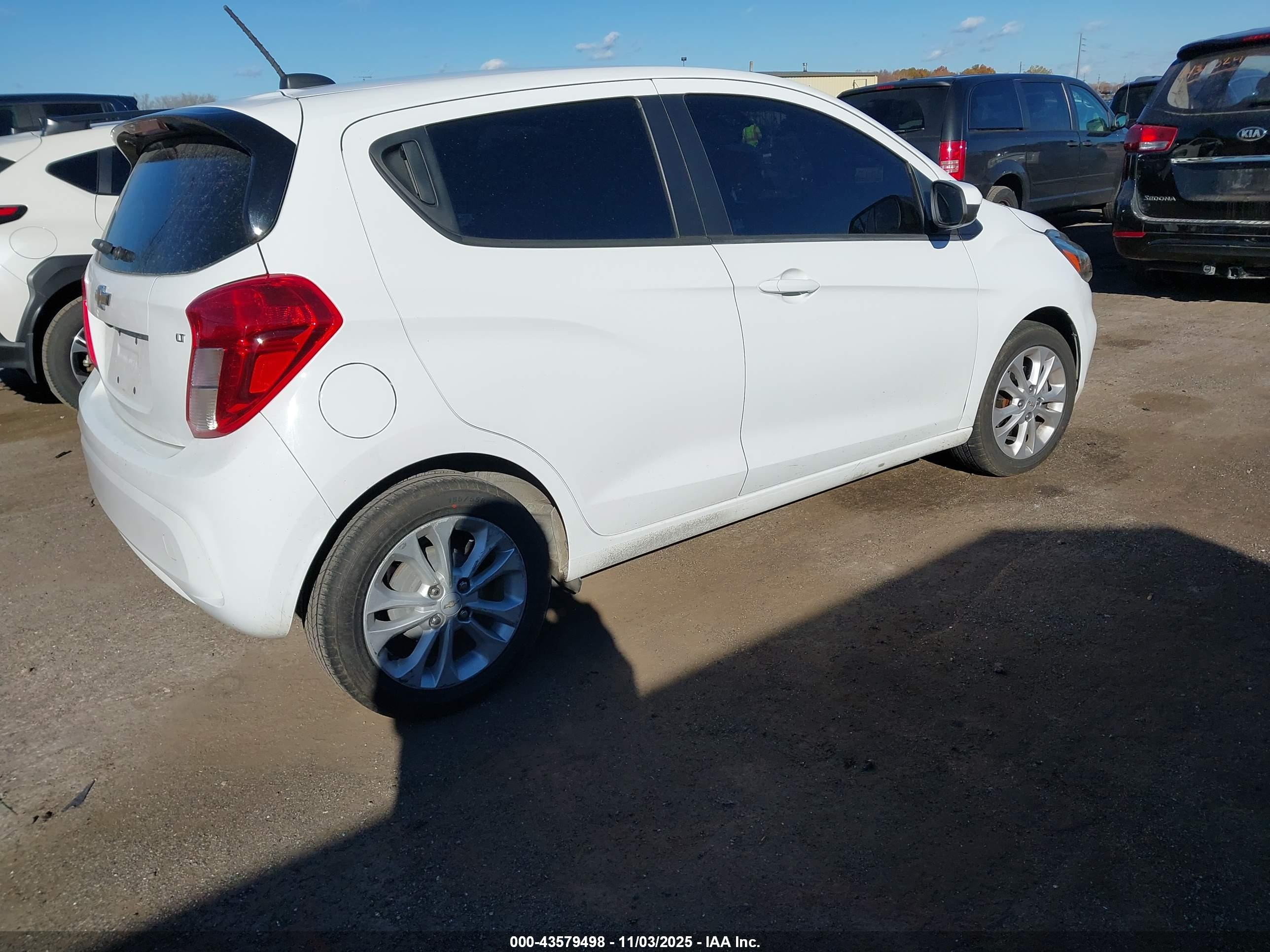 CHEVROLET SPARK image 4