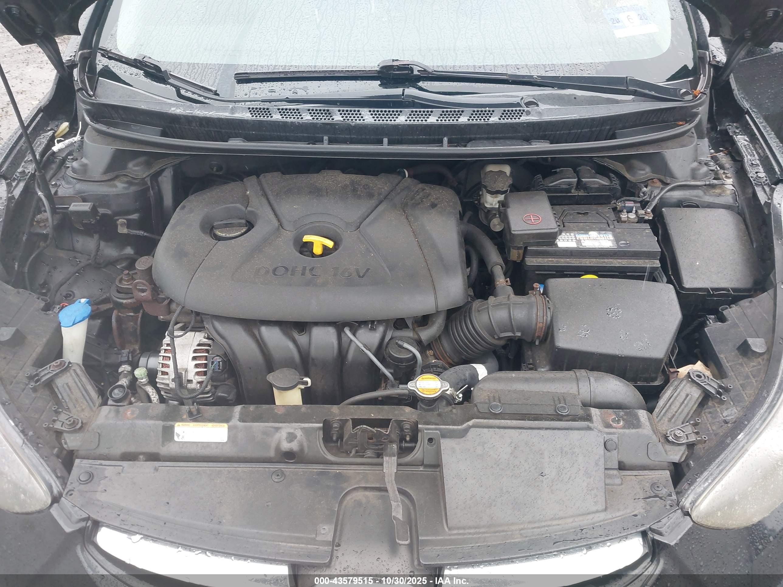 HYUNDAI ELANTRA image 10