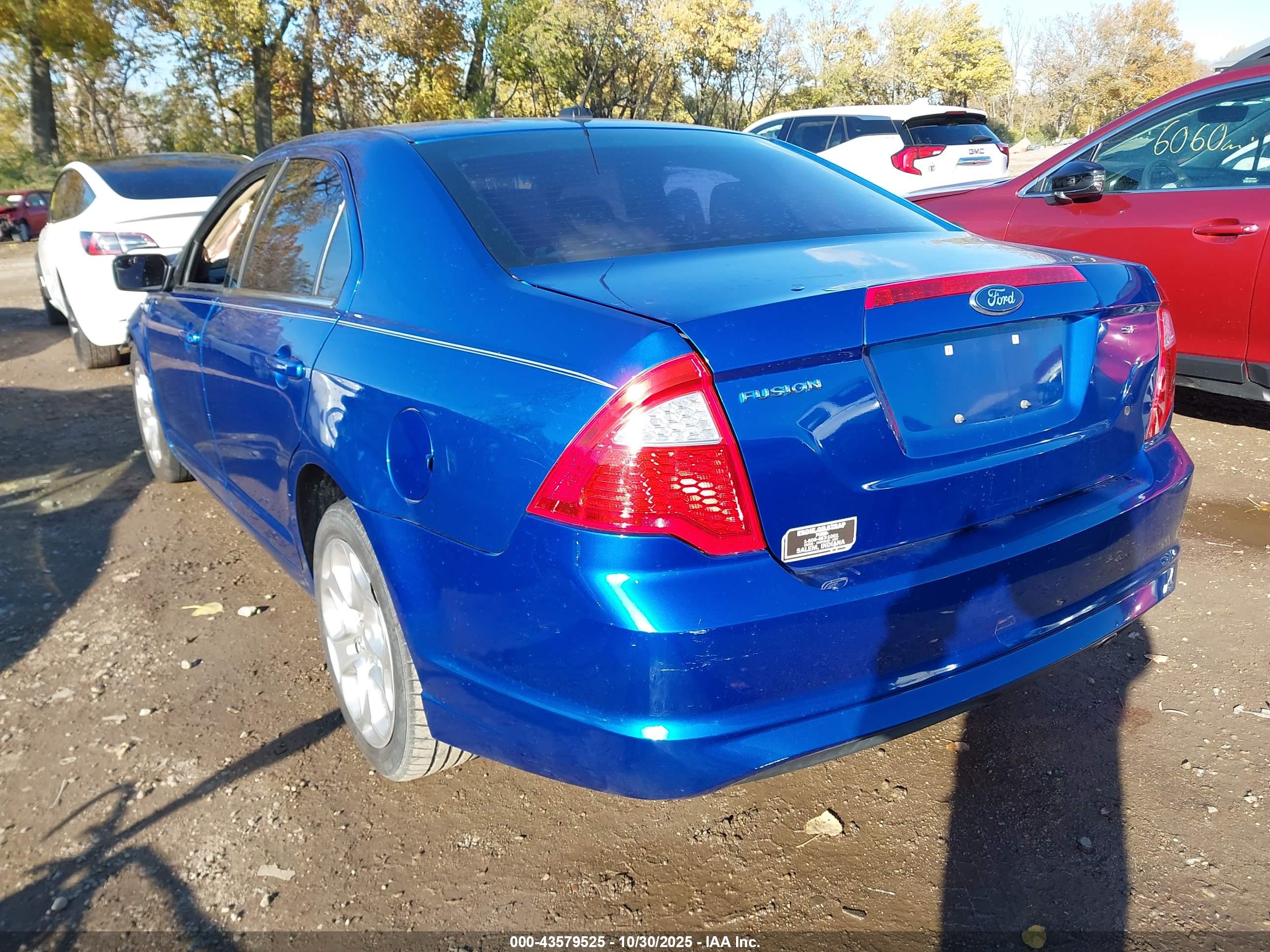 FORD FUSION image 3