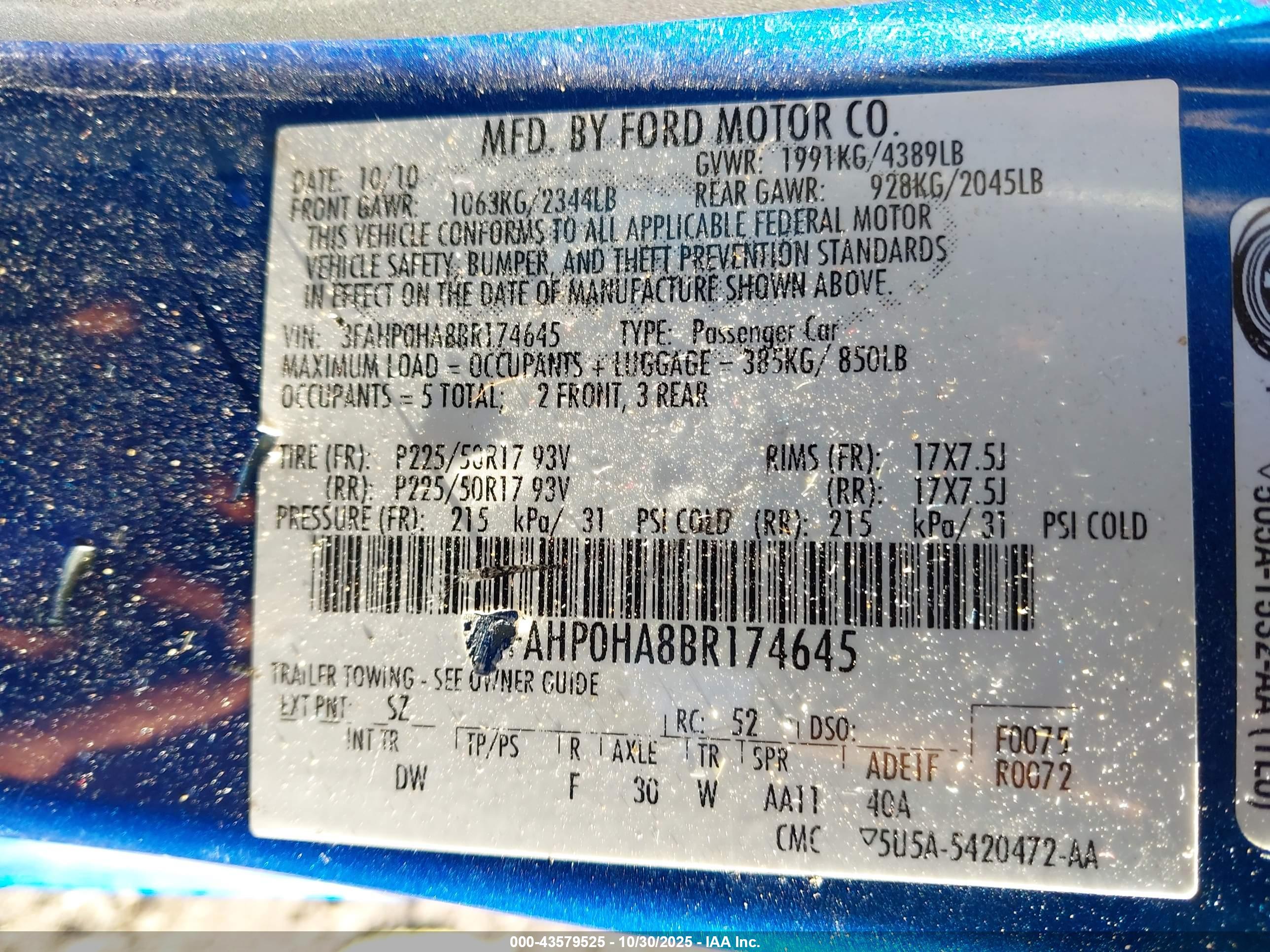 FORD FUSION image 9