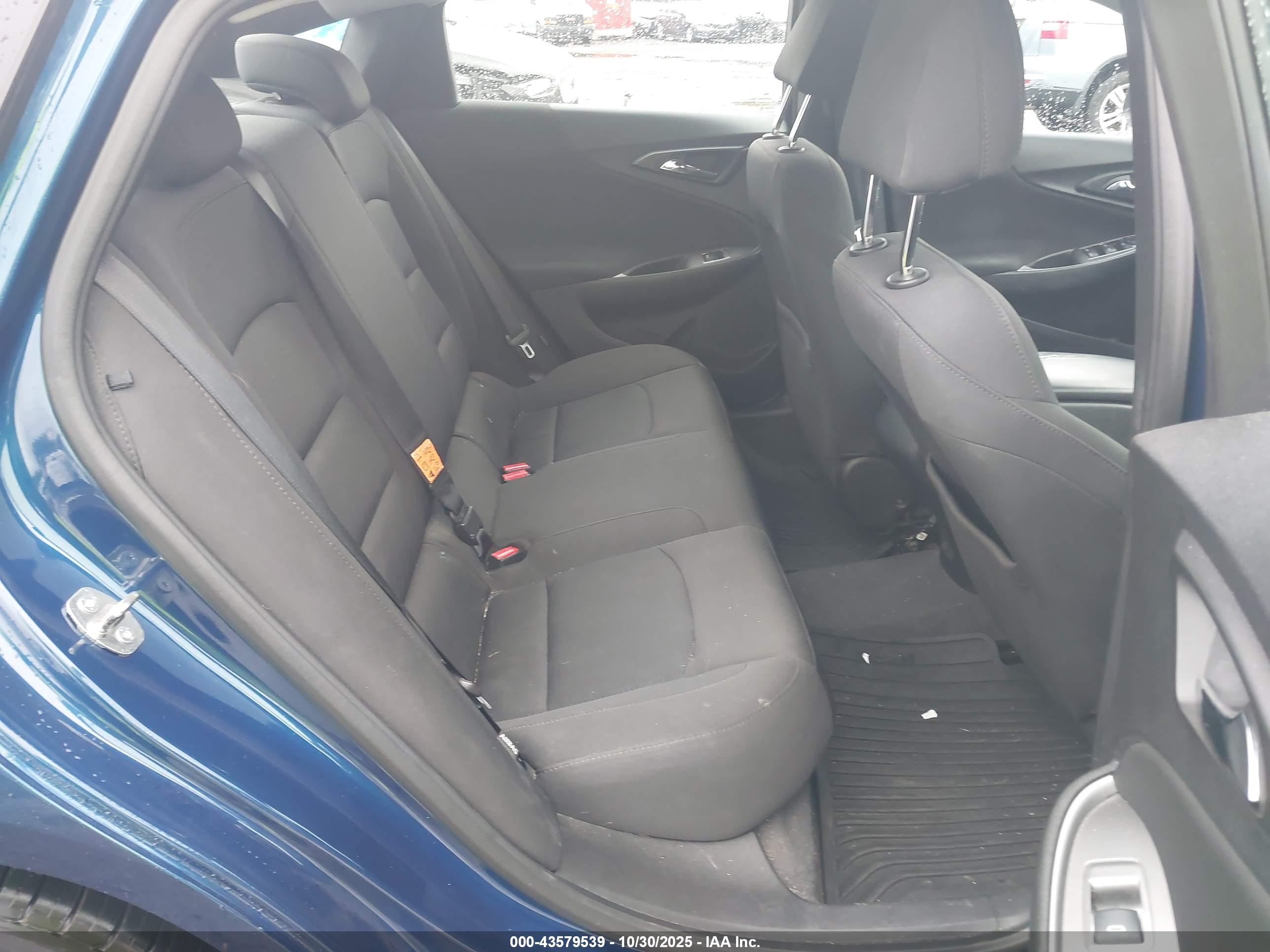 CHEVROLET MALIBU image 8