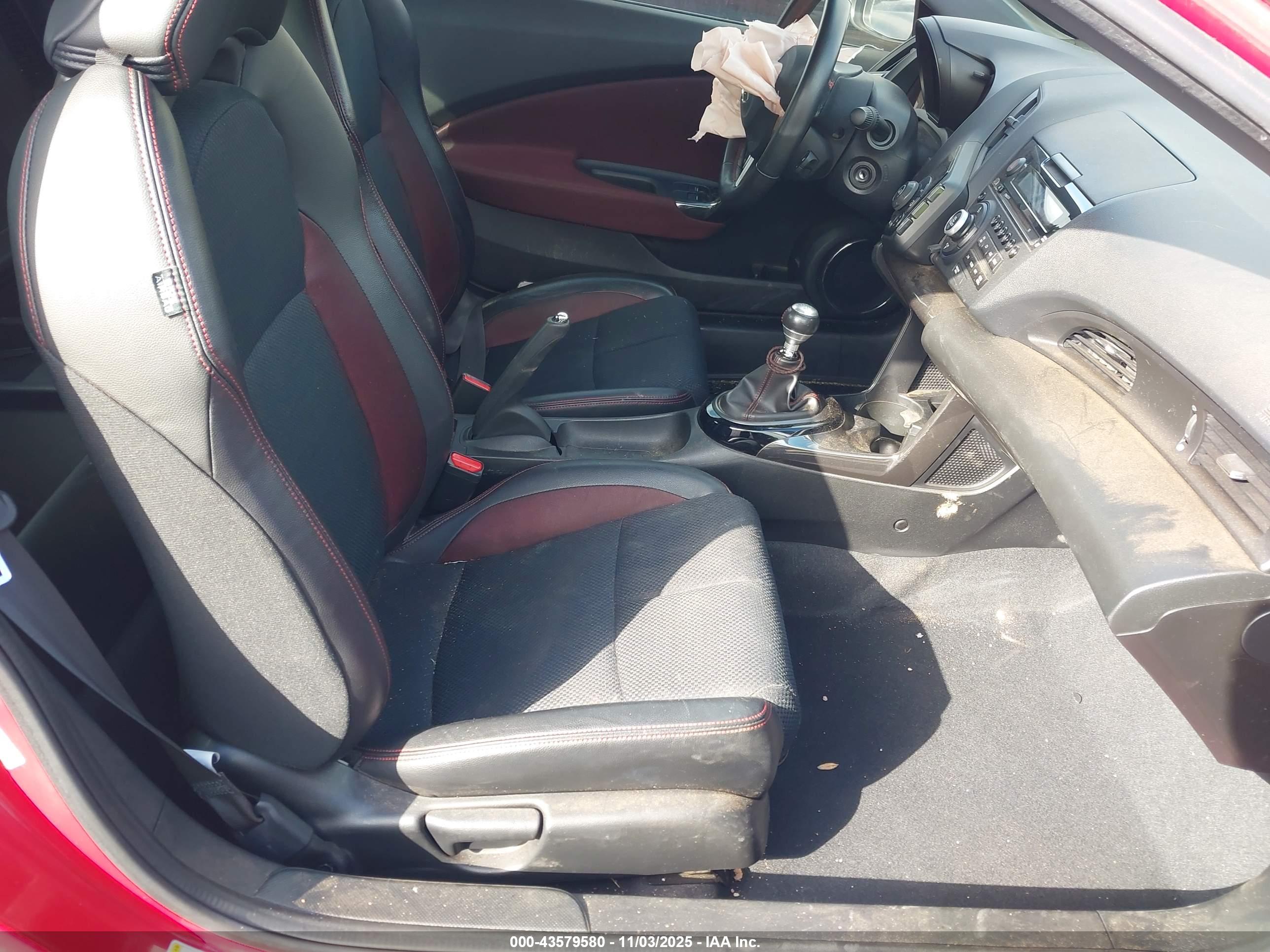 HONDA CR-Z image 5