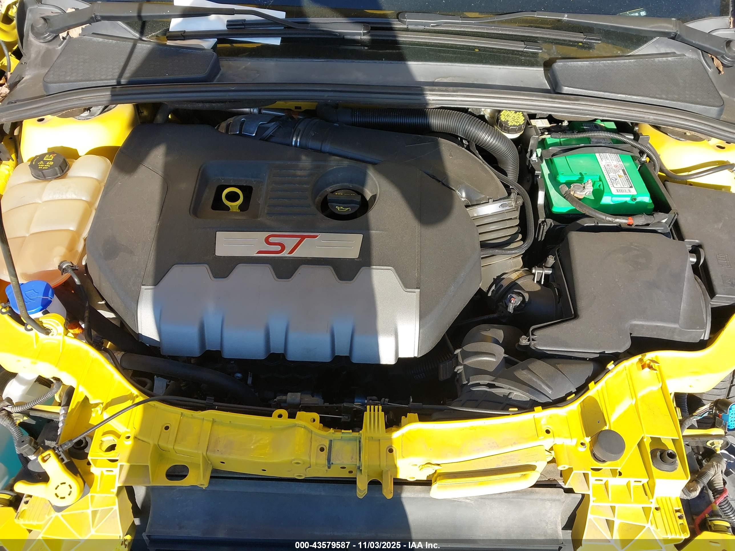 FORD FOCUS image 10