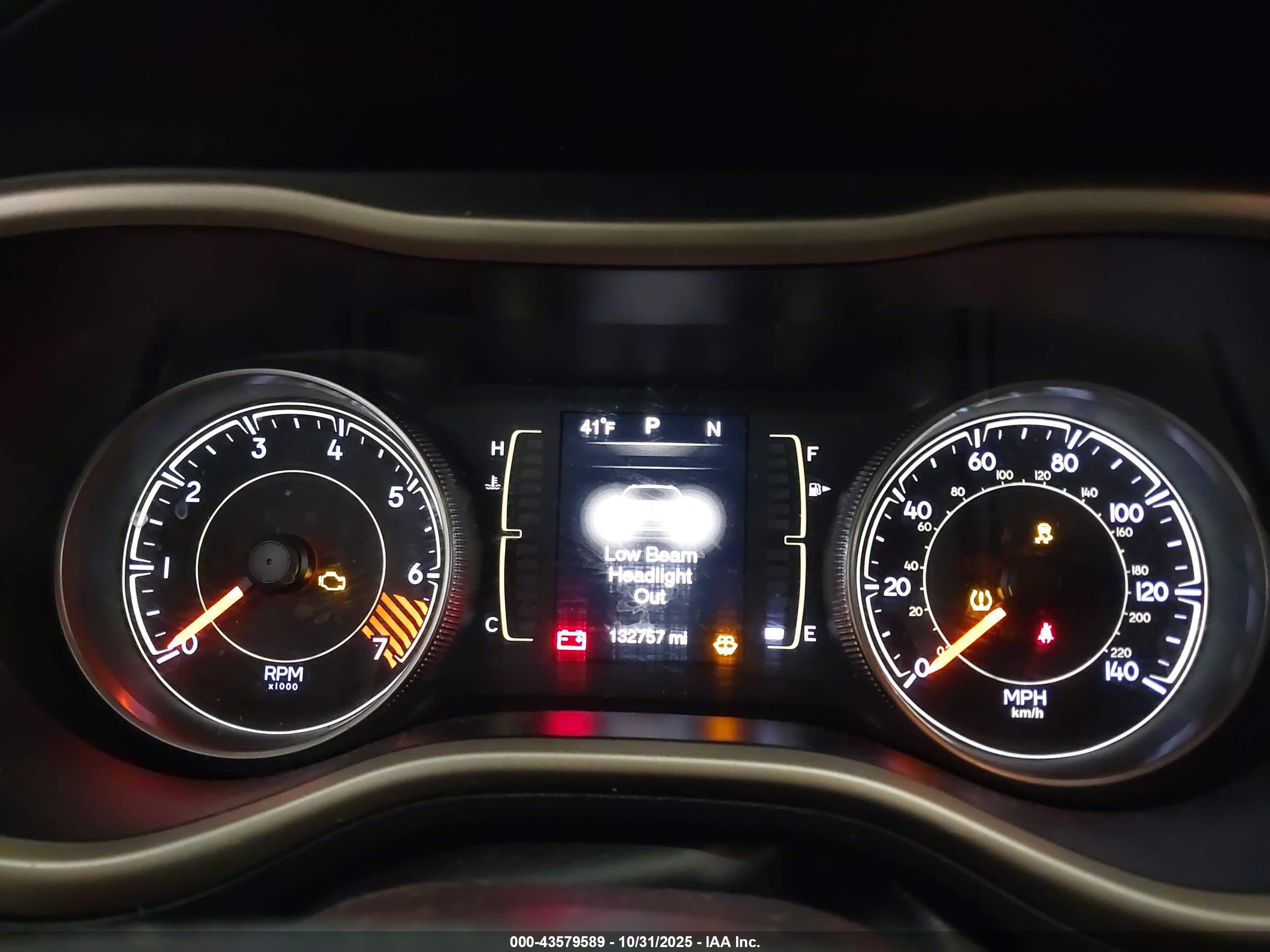 JEEP CHEROKEE image 7