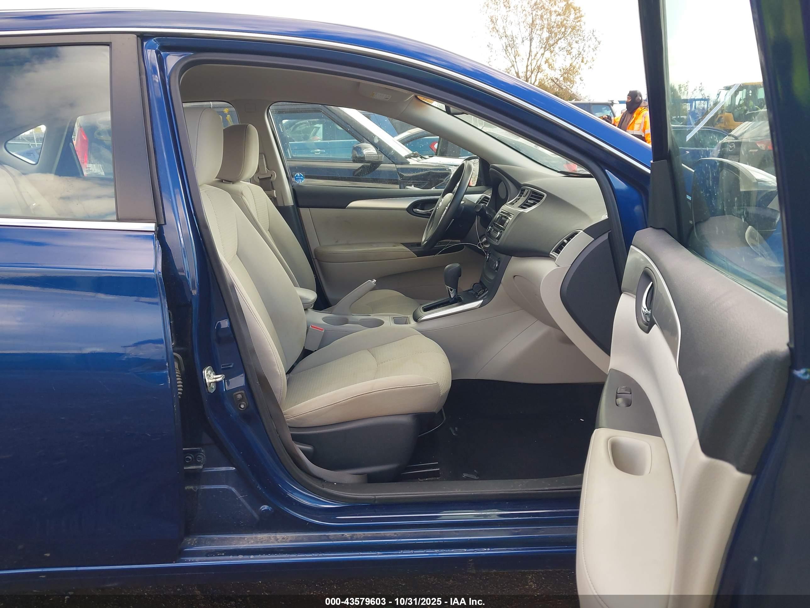 NISSAN SENTRA image 5