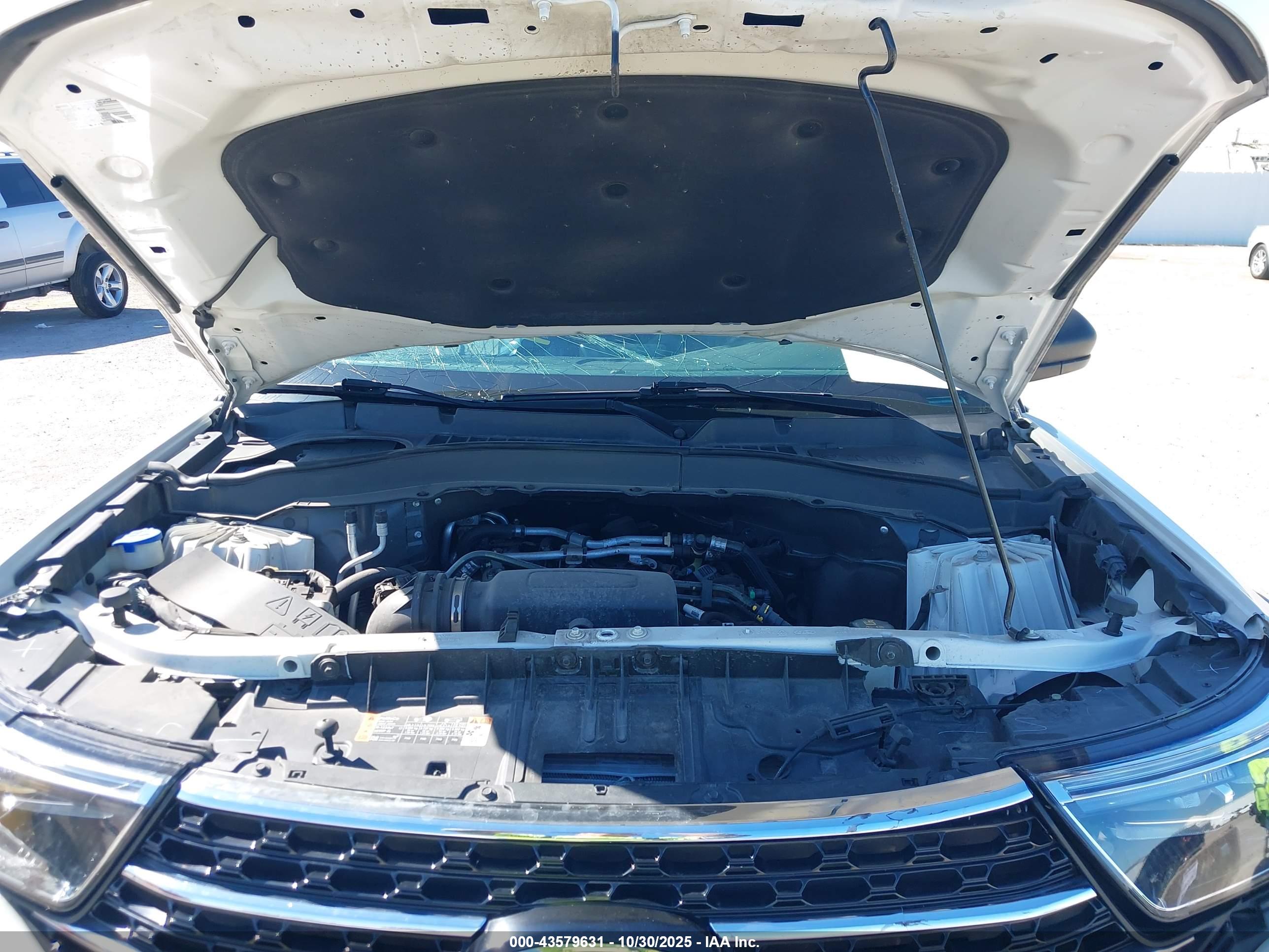 FORD EXPLORER image 10