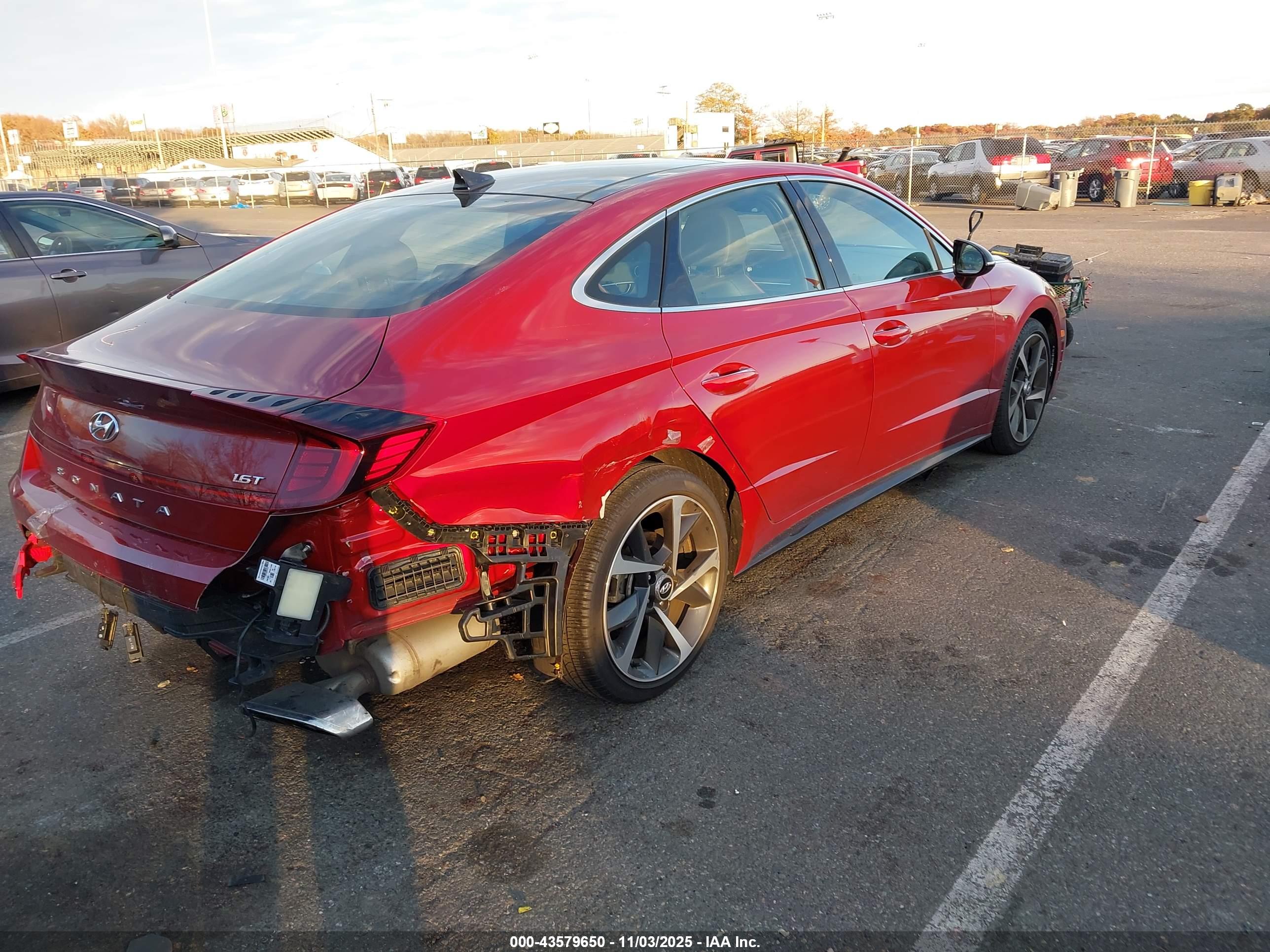 HYUNDAI SONATA image 4