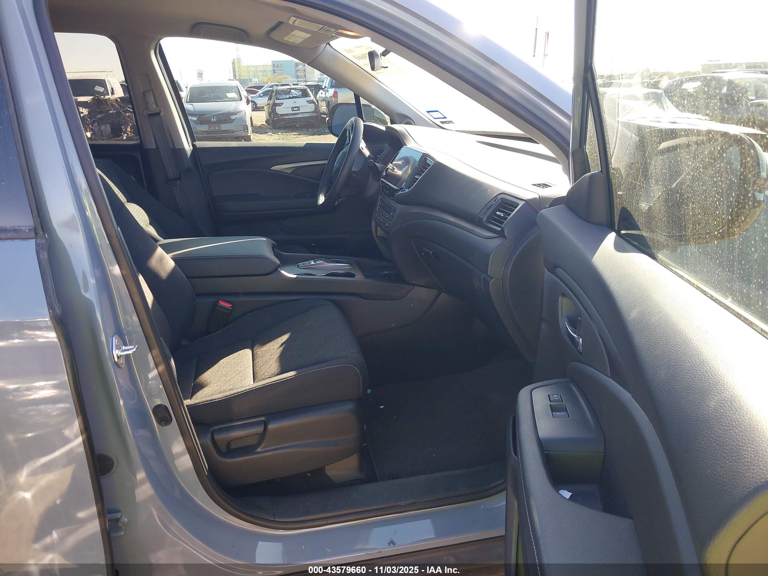 HONDA RIDGELINE image 5