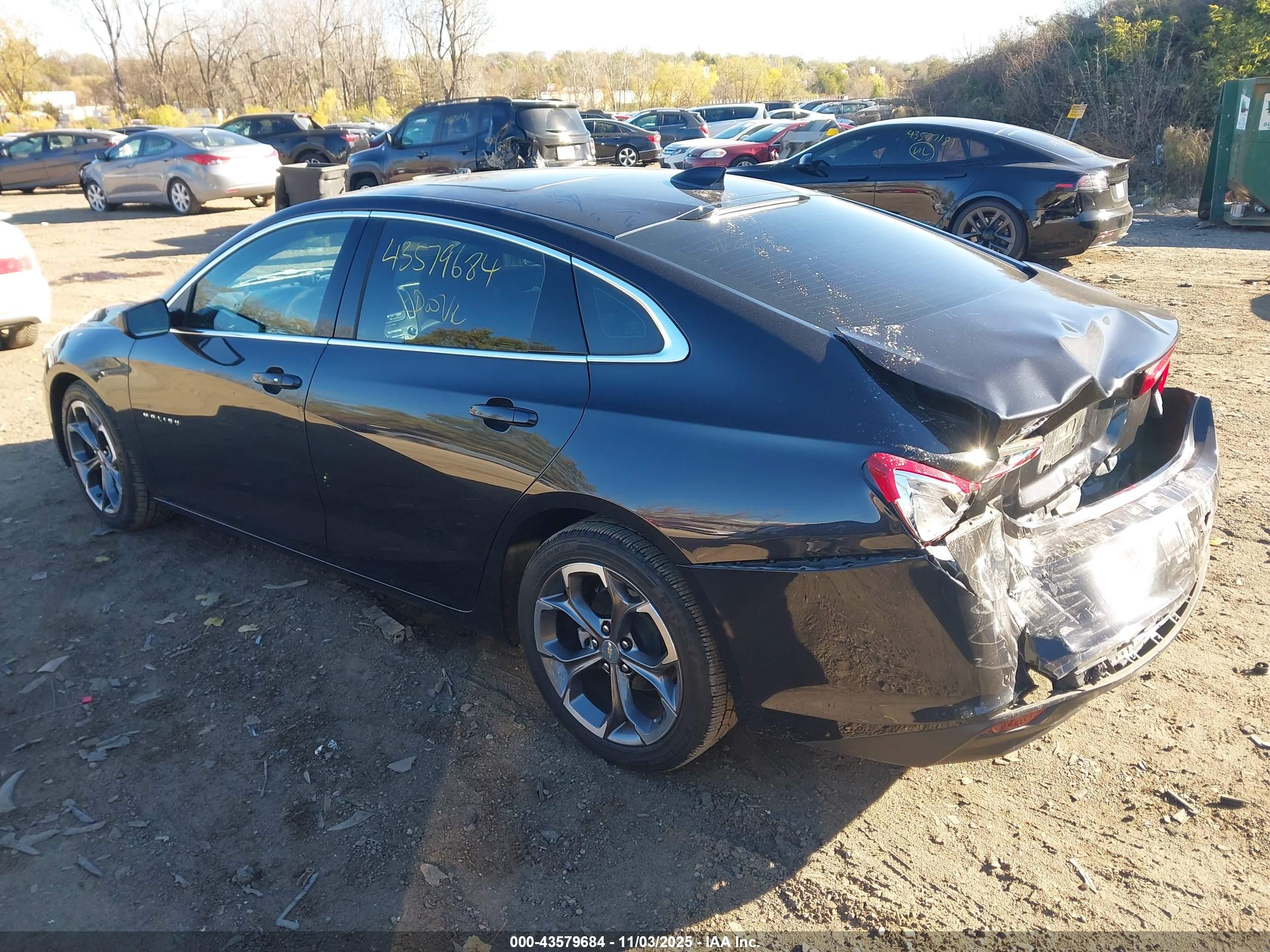 CHEVROLET MALIBU image 3
