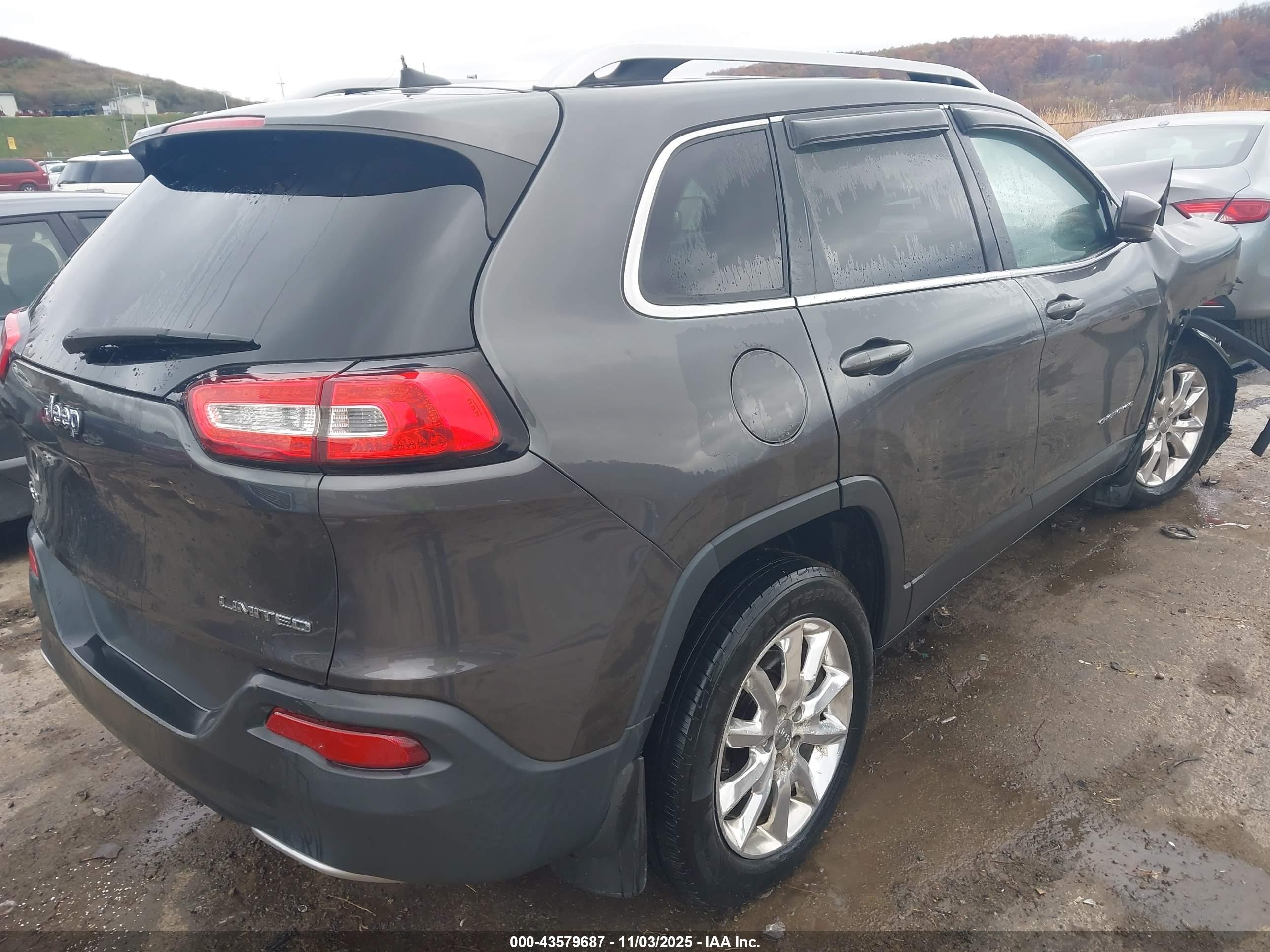 JEEP CHEROKEE image 4