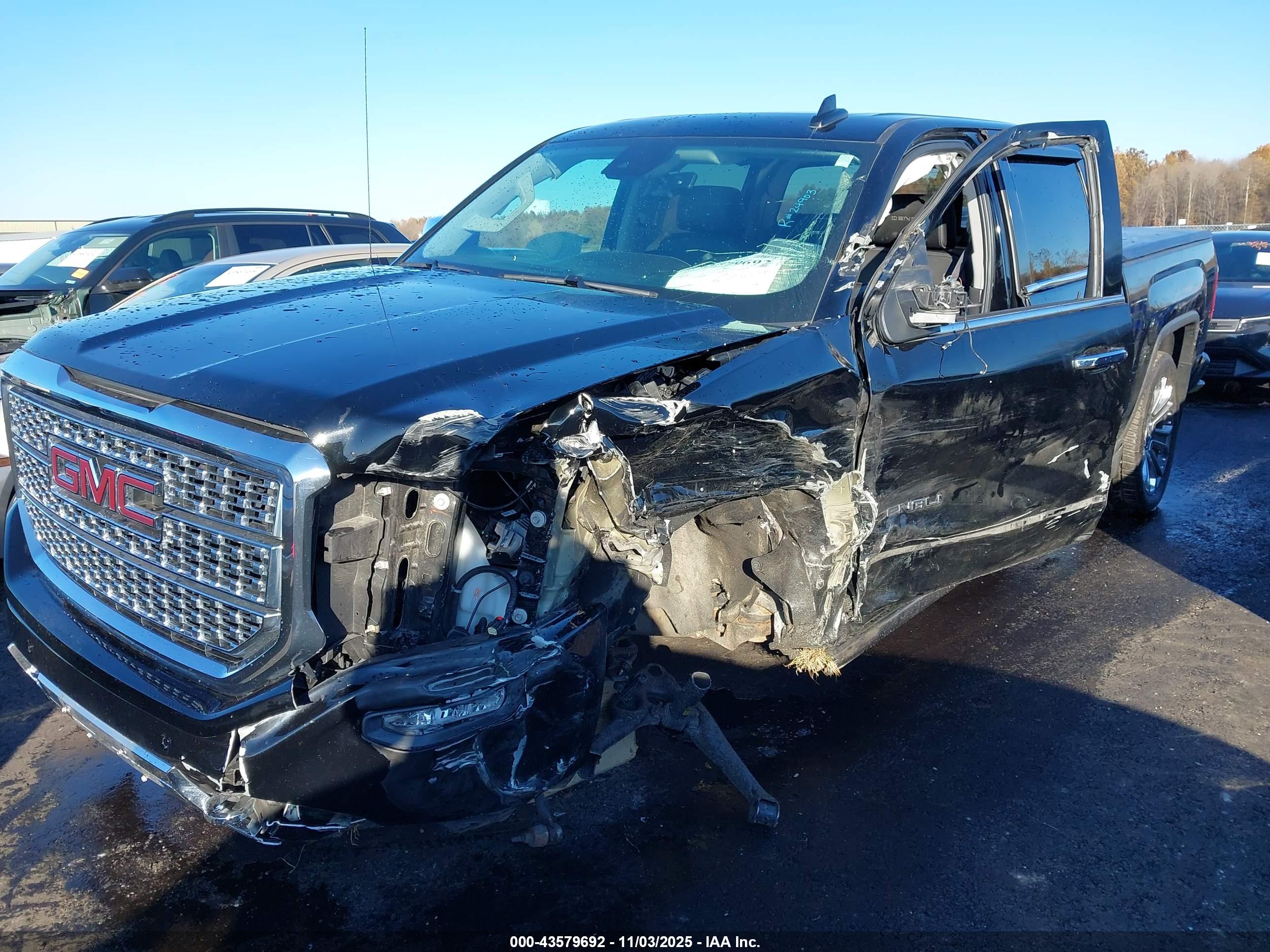GMC SIERRA image 6